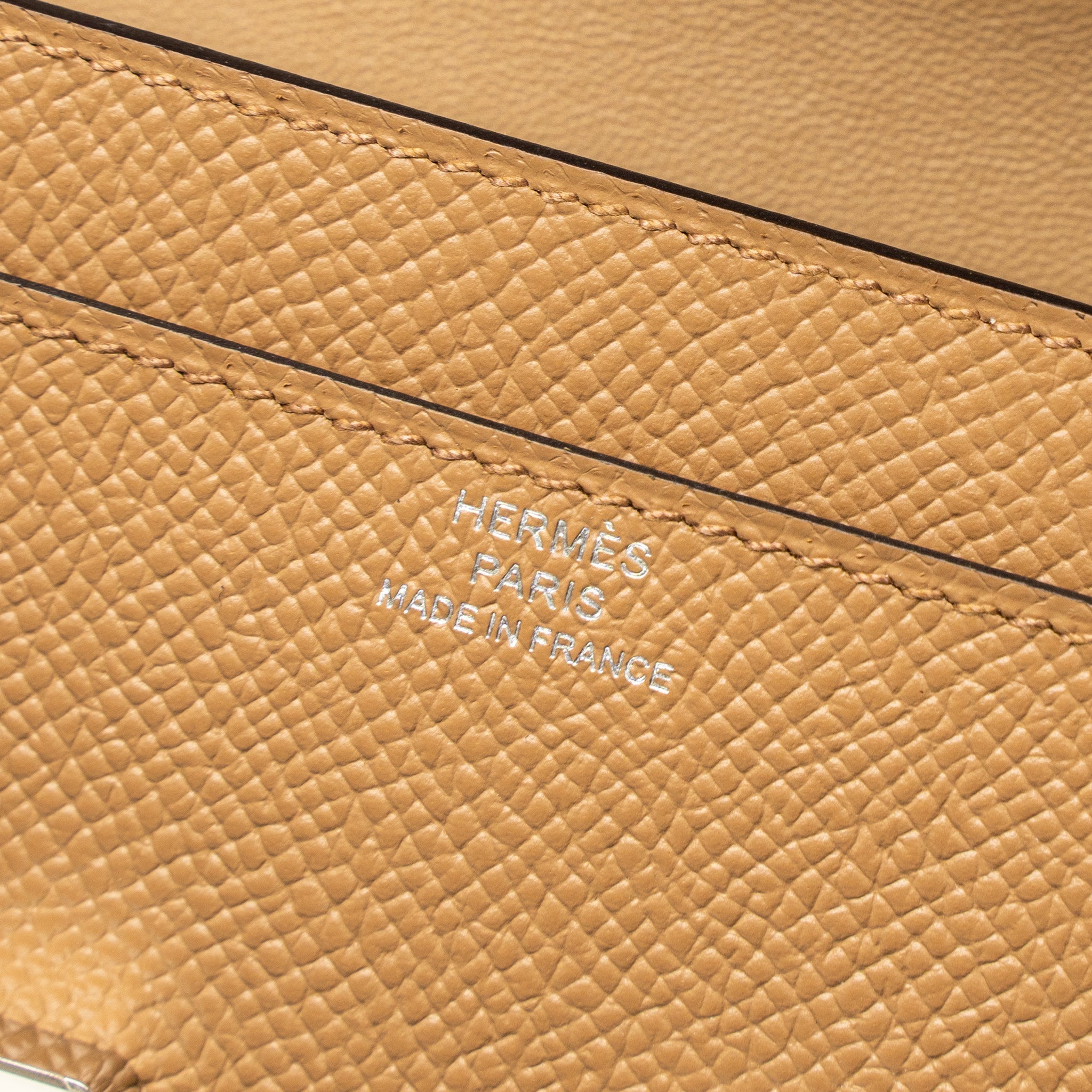 hermes-constance-to-go-epsom-chai-nata-laque-hardware-stamp-u