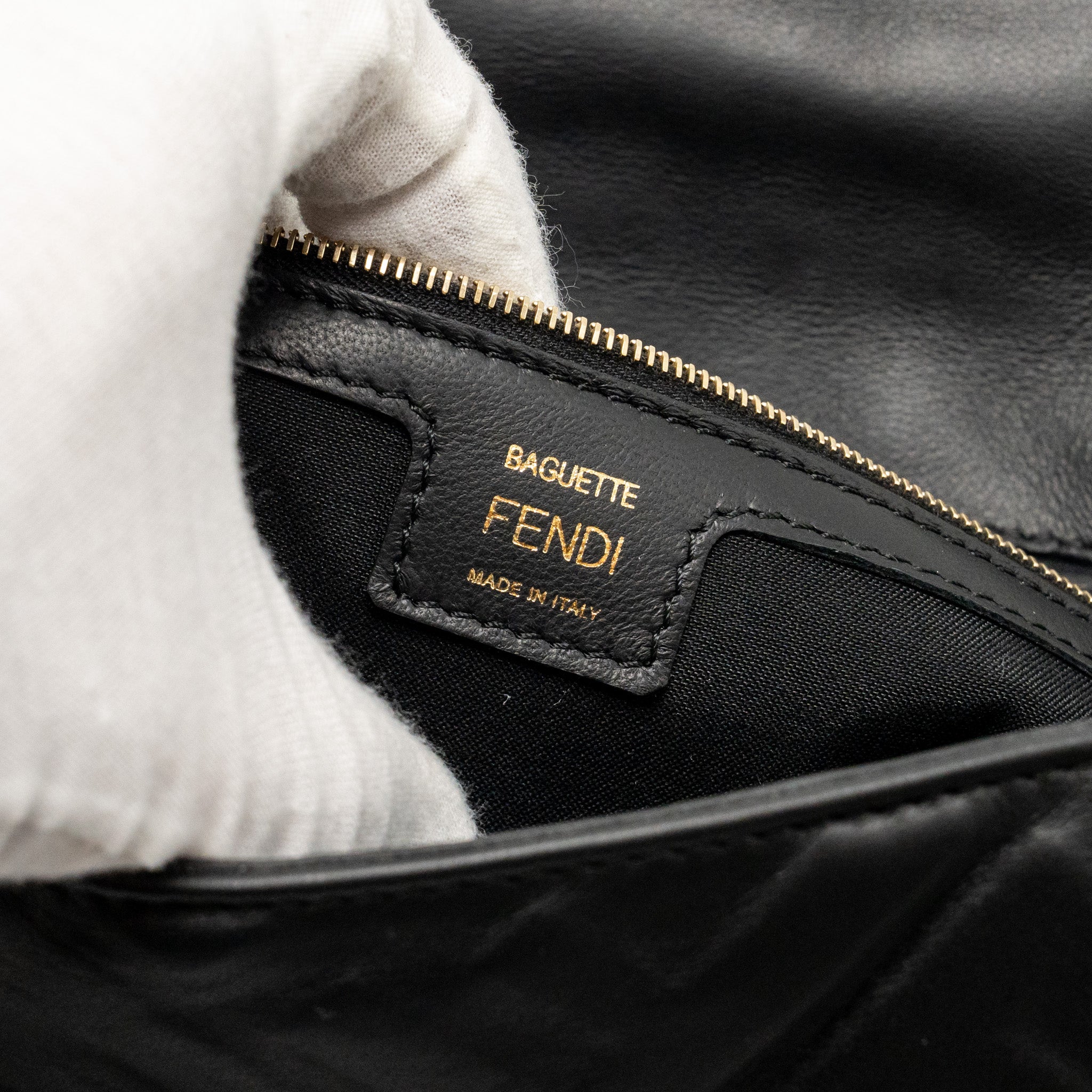 fendi-large-baguette-bag-nappa-black-ghw-1