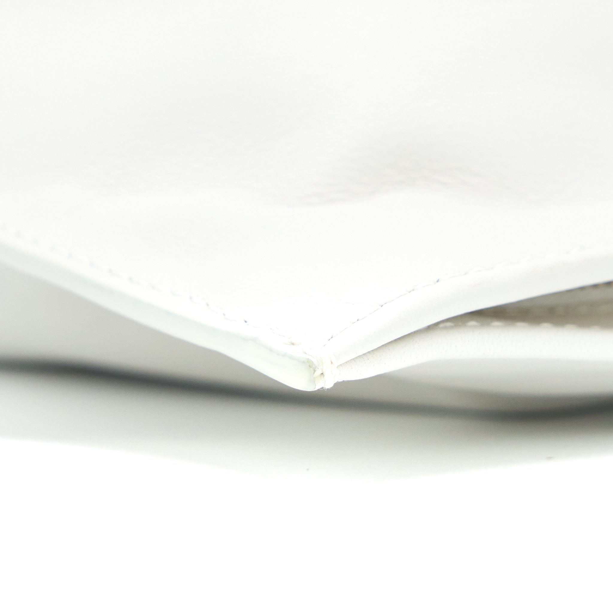bottega-veneta-the-twist-mini-bag-white-ghw