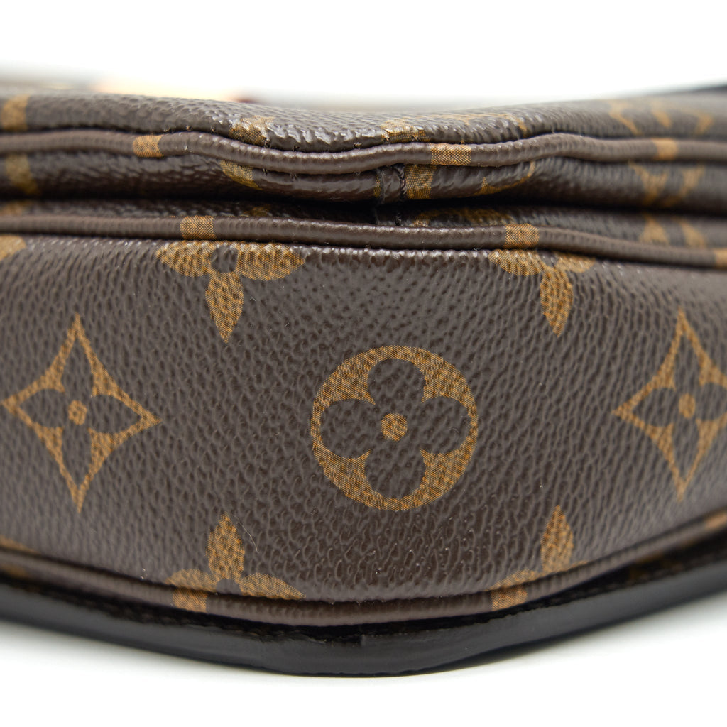 copy-of-louis-vuitton-pochette-metis-monogram