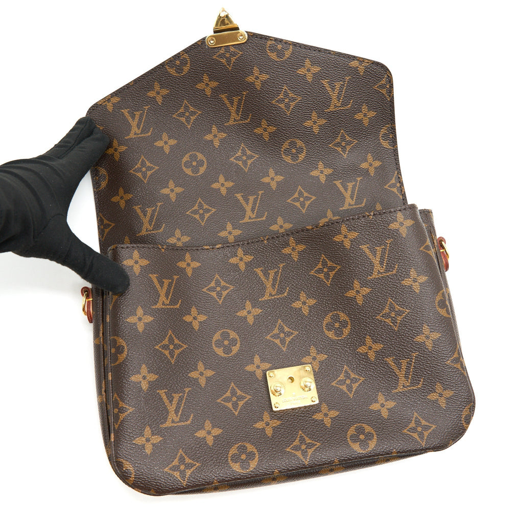 copy-of-louis-vuitton-pochette-metis-monogram