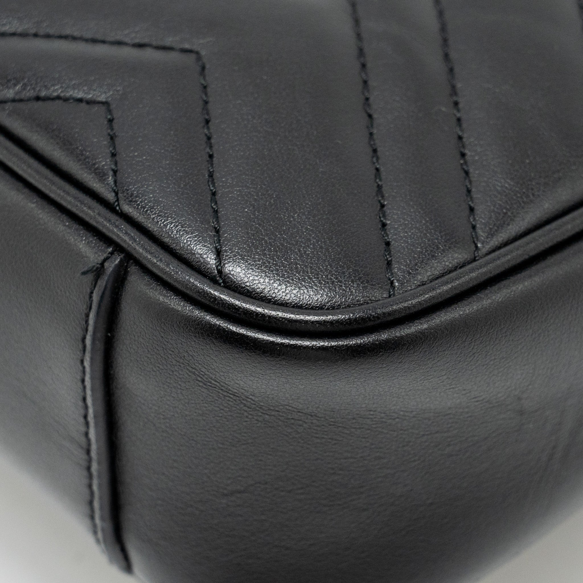 gucci-mini-gg-marmont-shoulder-bag-calfskin-black-ghw-1