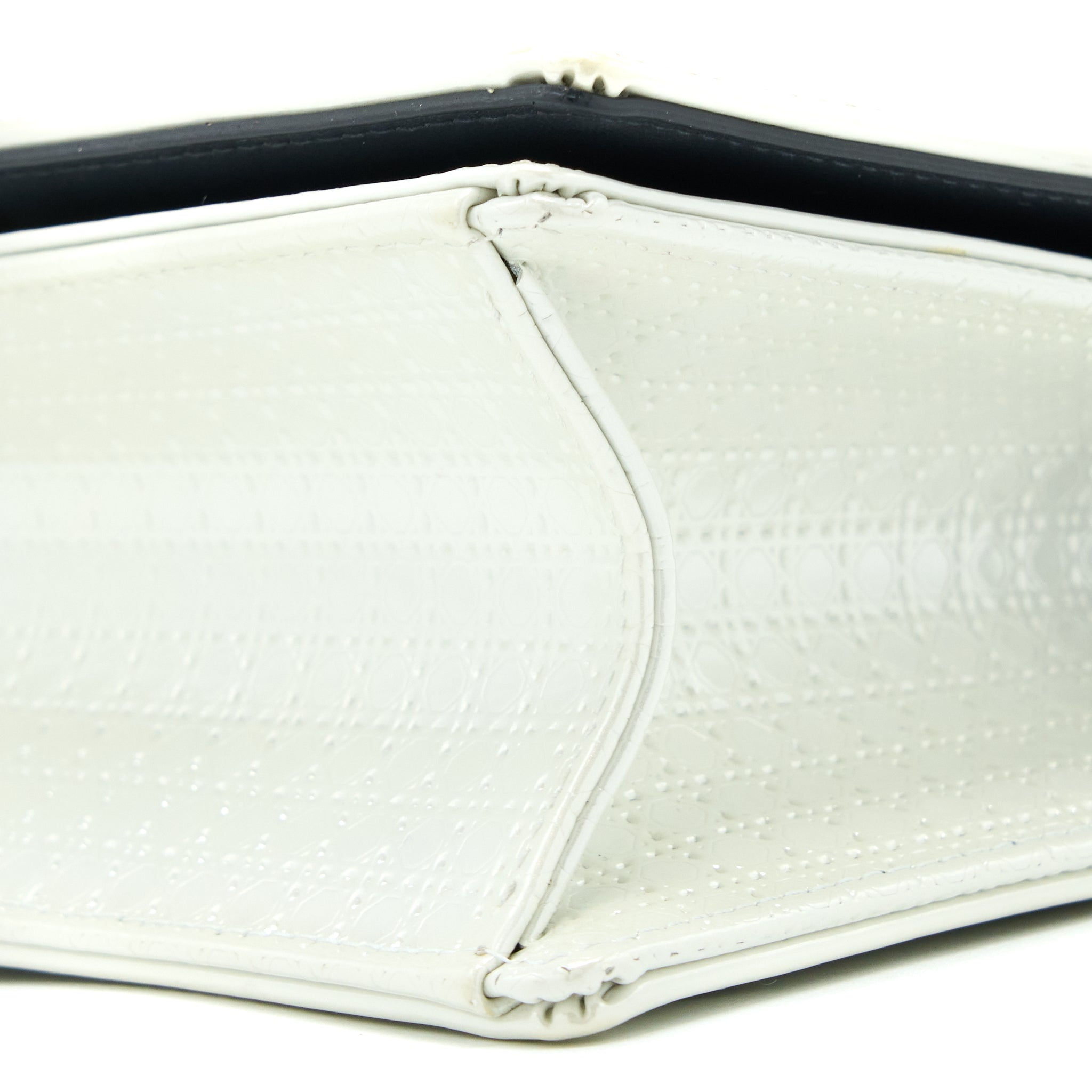 dior-small-diorma-metallic-white-shw