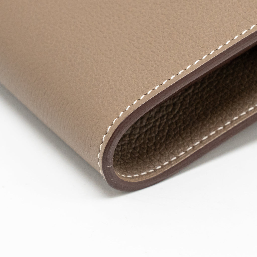 hermes-classic-kelly-to-go-evercolor-etoupe-shw-stamp-b