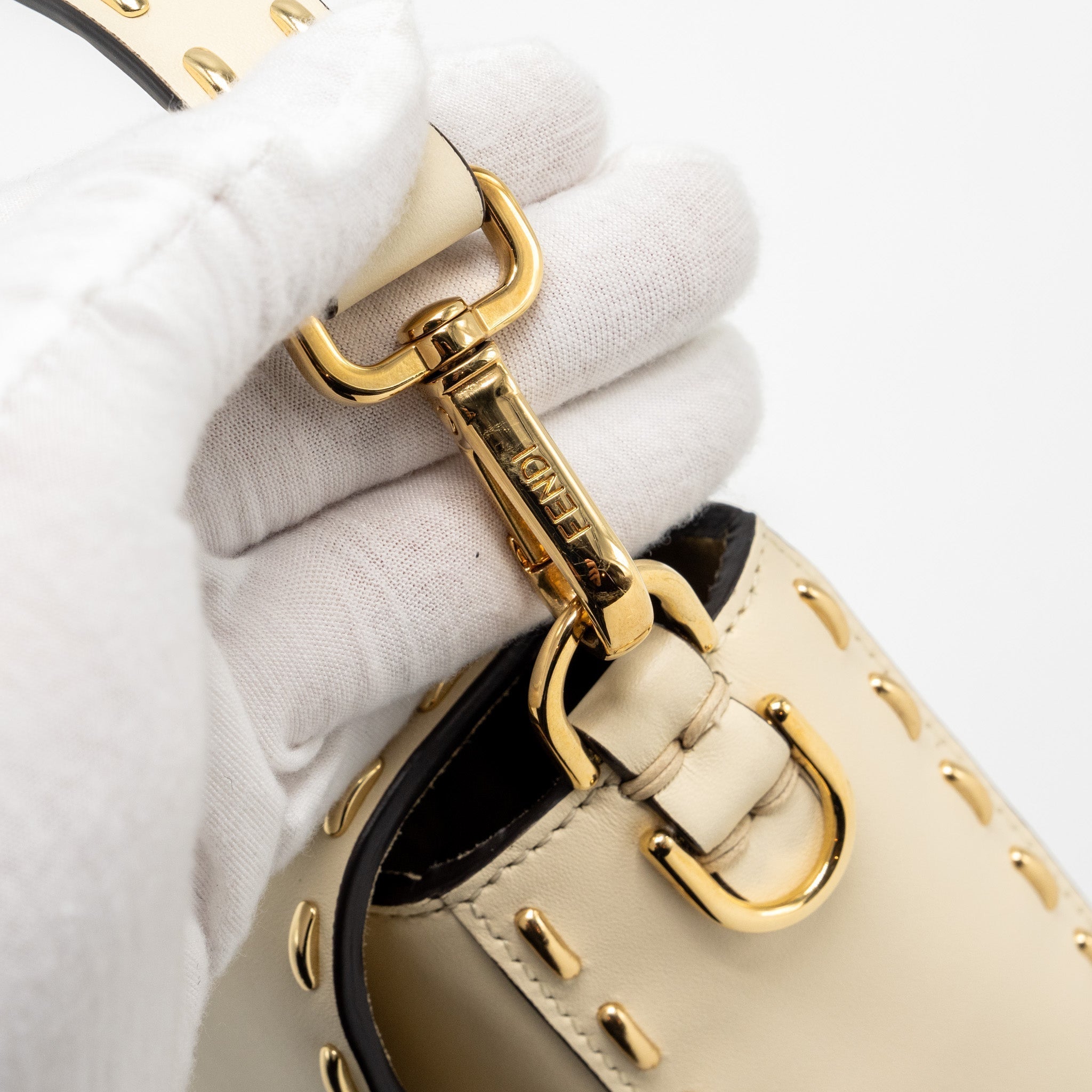 fendi-vitello-king-metal-stitch-baguette-lambskin-white-ghw