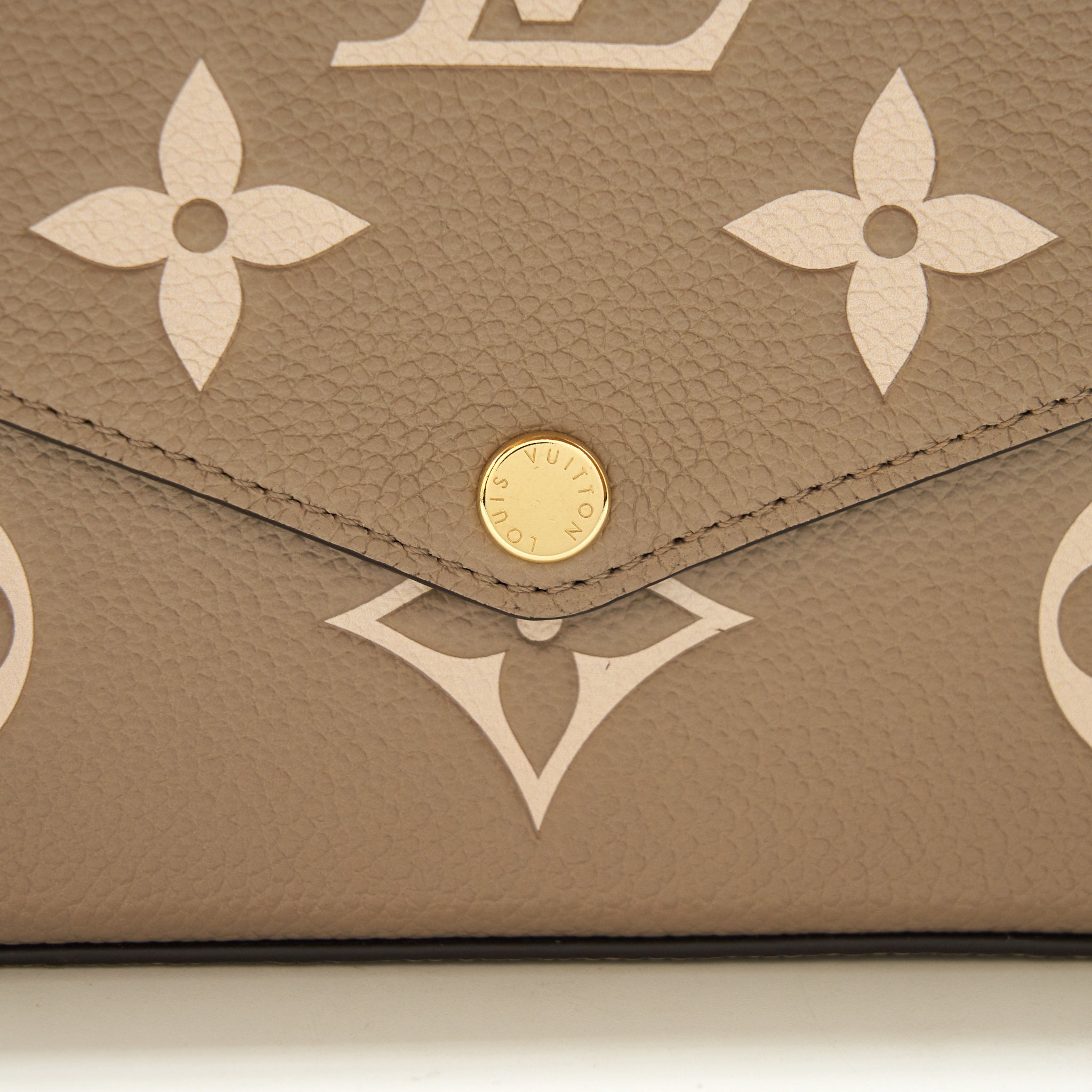 louis-vuitton-felicie-pochette-tourterelle-creme-ghw