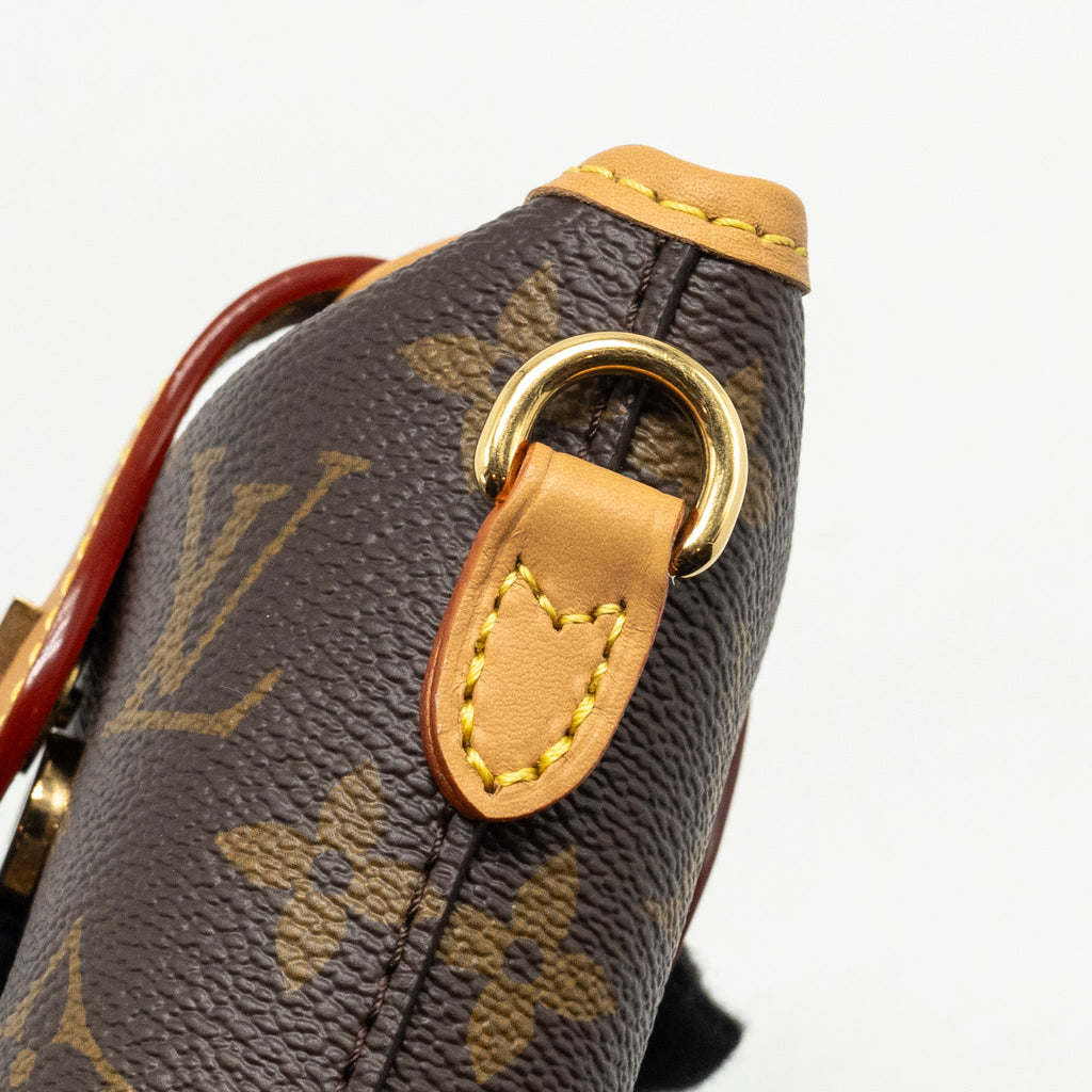 louis-vuitton-fold-me-pouch-monogram-canvas-ghw-2