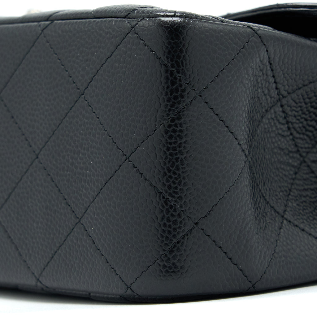 chanel-classic-jumbo-double-flap-bag-caviar-black-shw-1