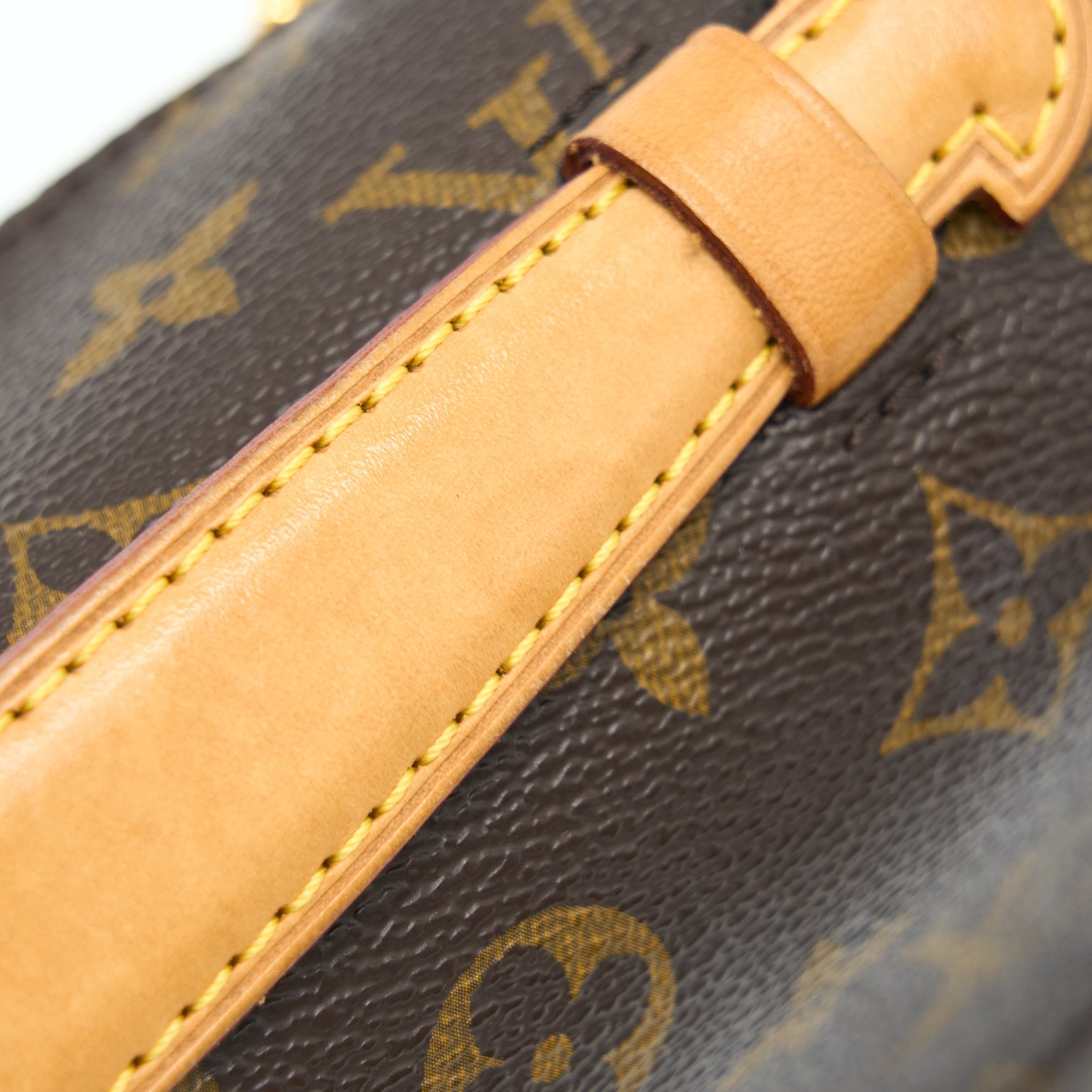 louis-vuitton-pochette-metis-monogram-canvas-ghw-3