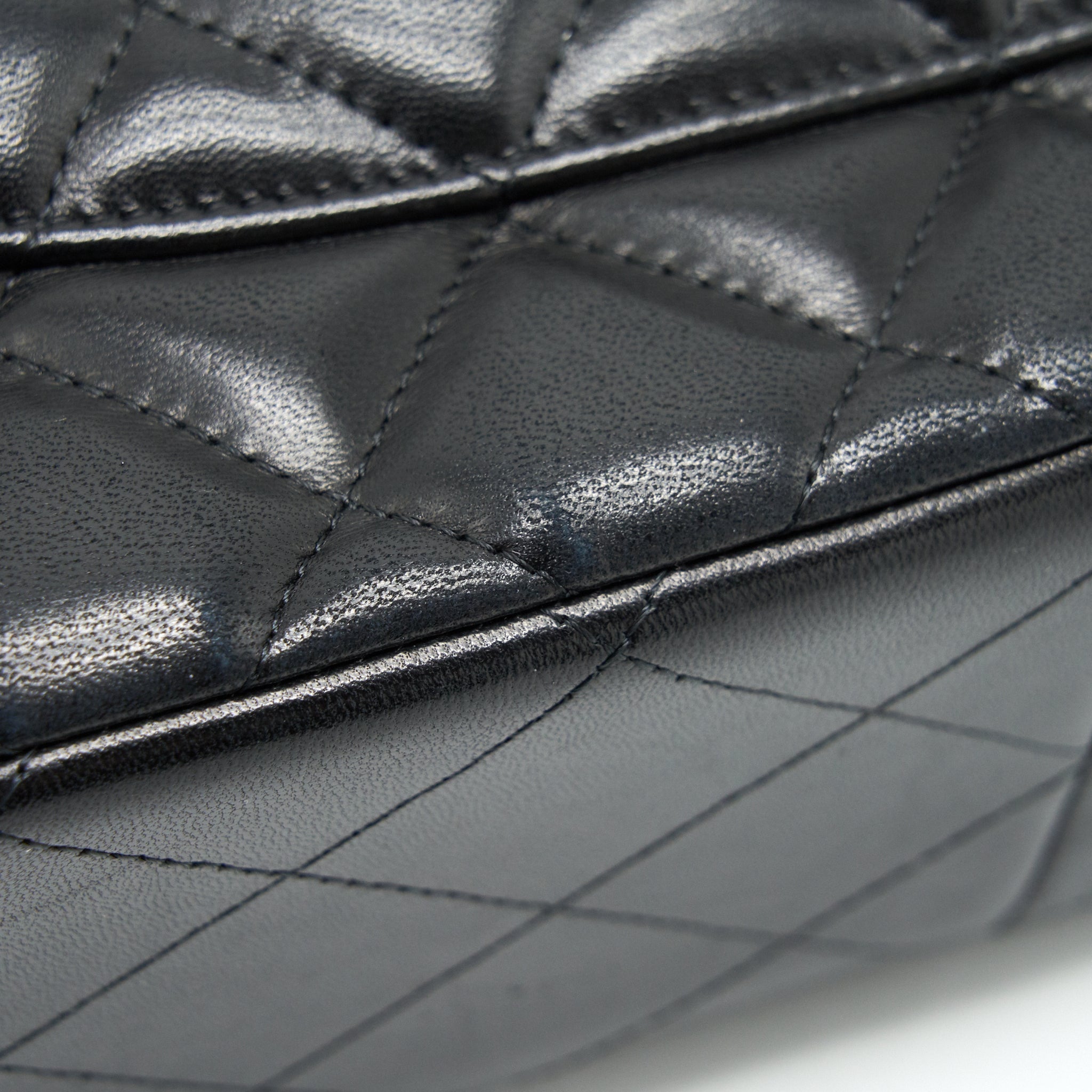 chanel-classic-jumbo-double-flap-bag-lambskin-black-ghw