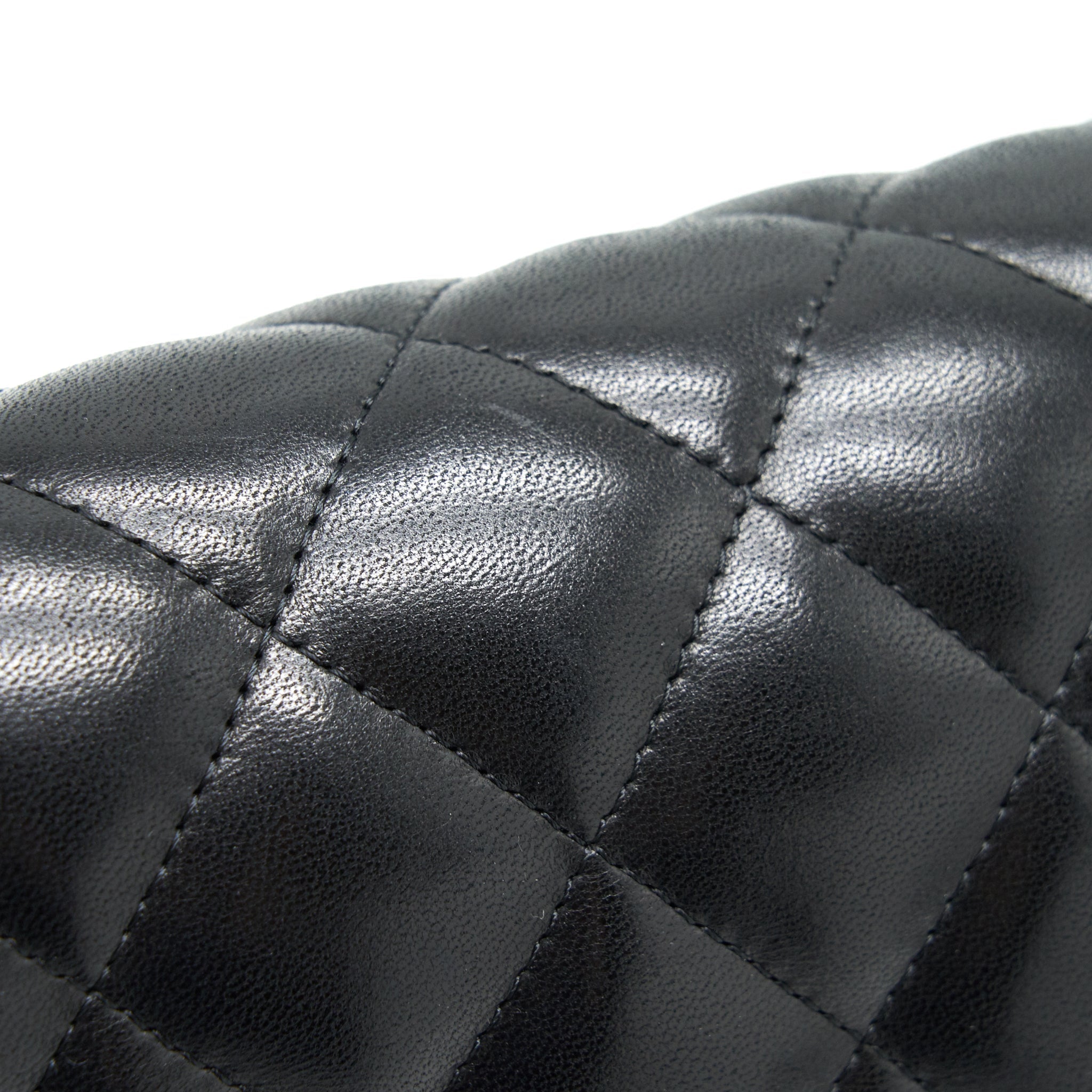 chanel-classic-jumbo-double-flap-bag-lambskin-black-ghw