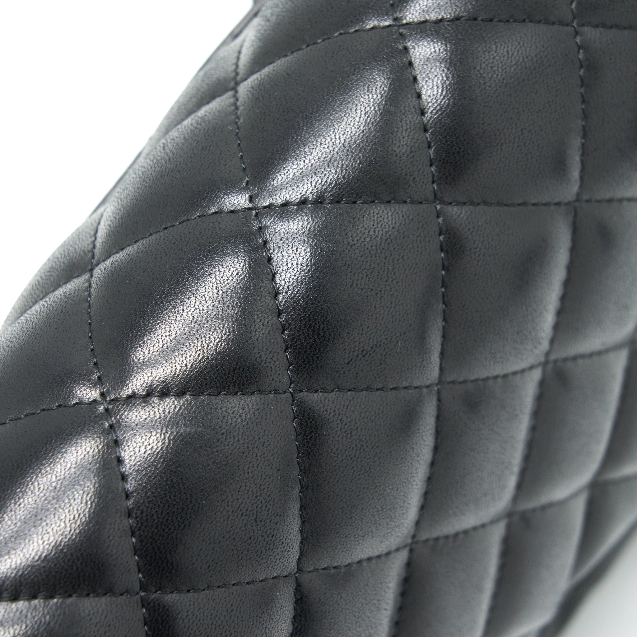 chanel-classic-jumbo-double-flap-bag-lambskin-black-ghw