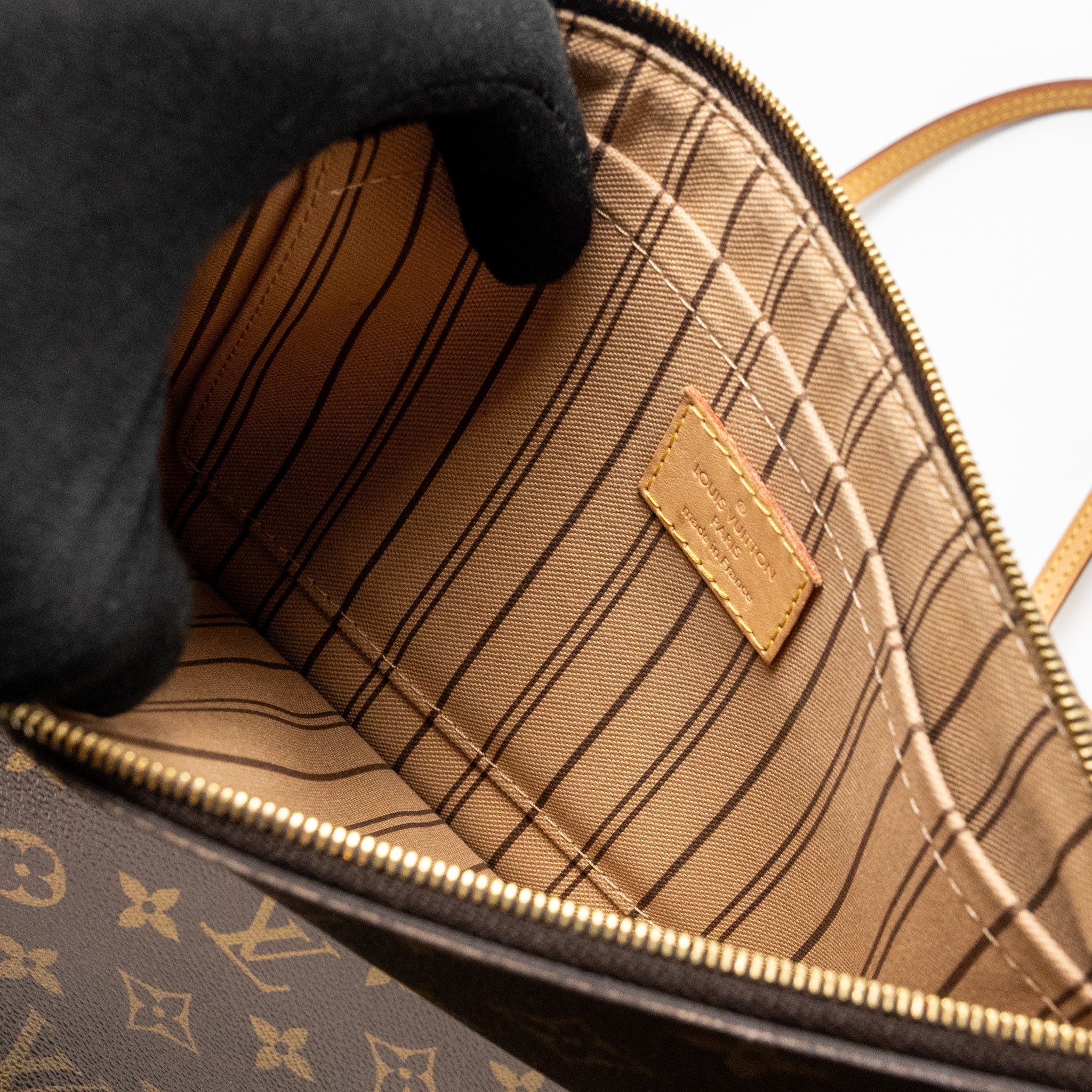 louis-vuitton-neverfull-gm-monogram-canvas-ghw-7