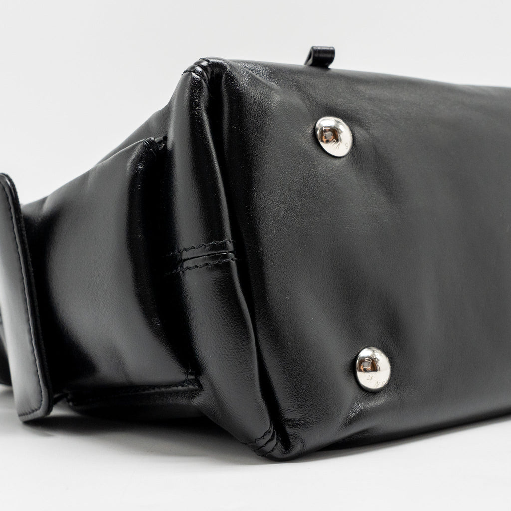 louis-vuitton-carryall-cargo-vibe-pm-lambskin-black-shw-copy-1
