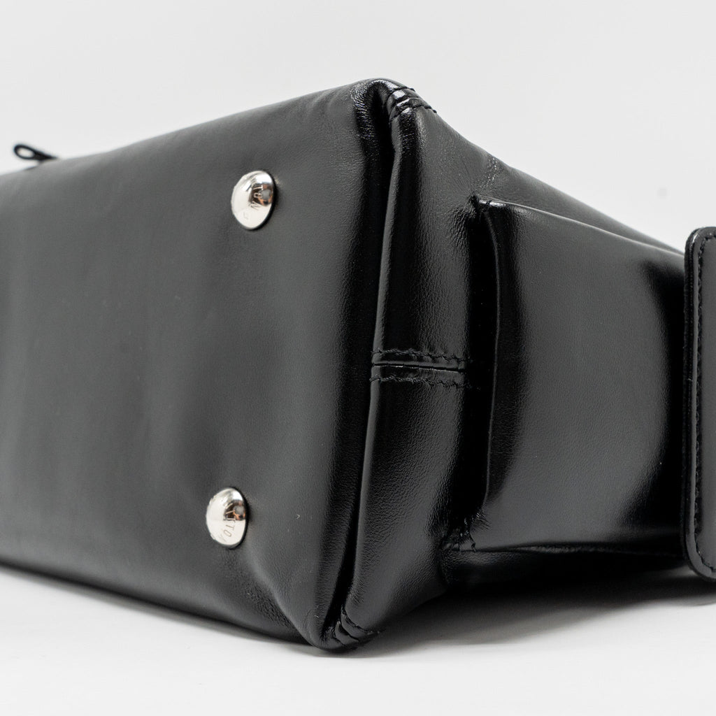 louis-vuitton-carryall-cargo-vibe-pm-lambskin-black-shw-copy-1