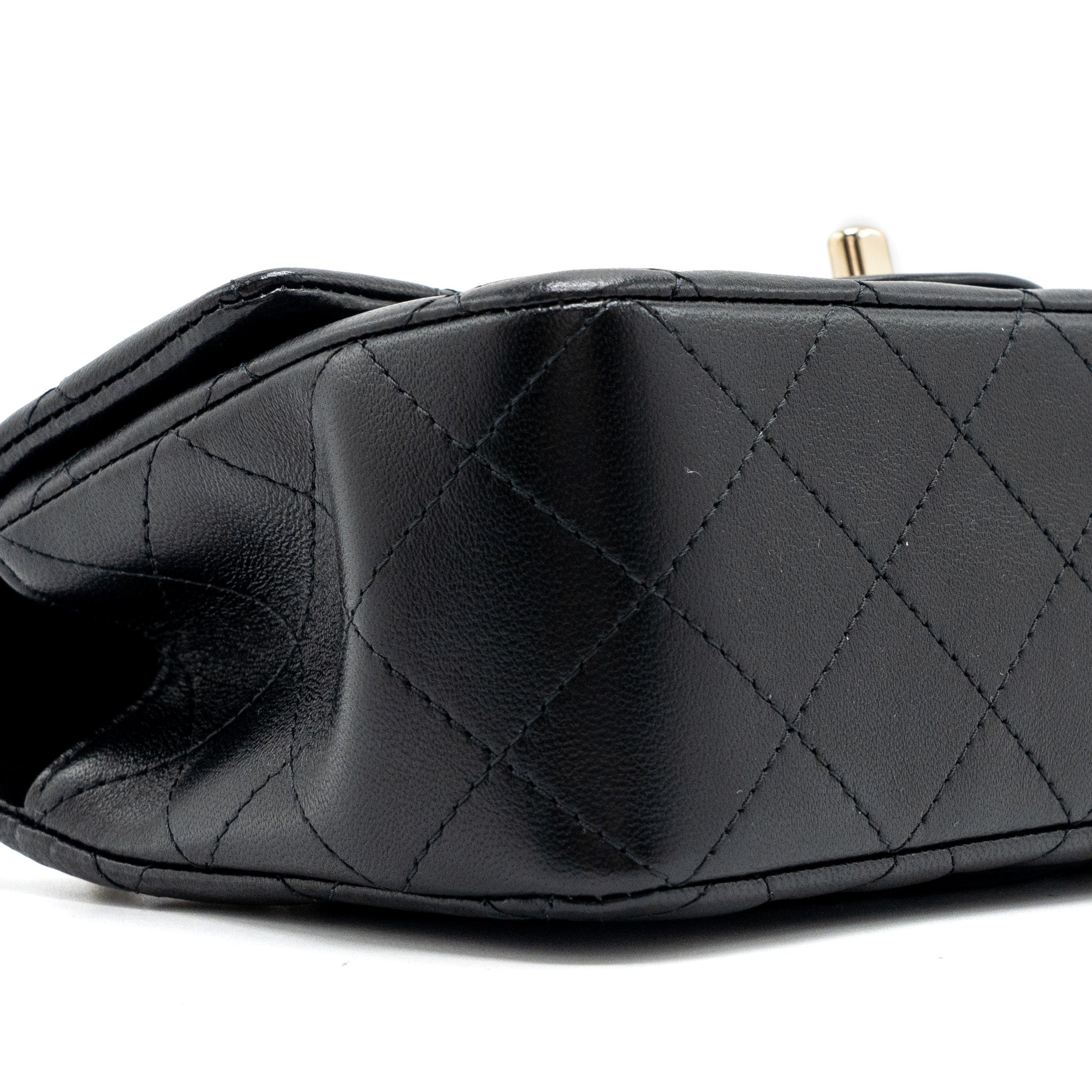 chanel-top-handle-mini-rectangular-lambskin-black-lghwmicrochip