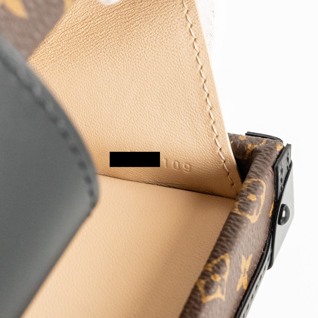 louis-vuitton-petite-malle-monogram-canvas-ghw-7
