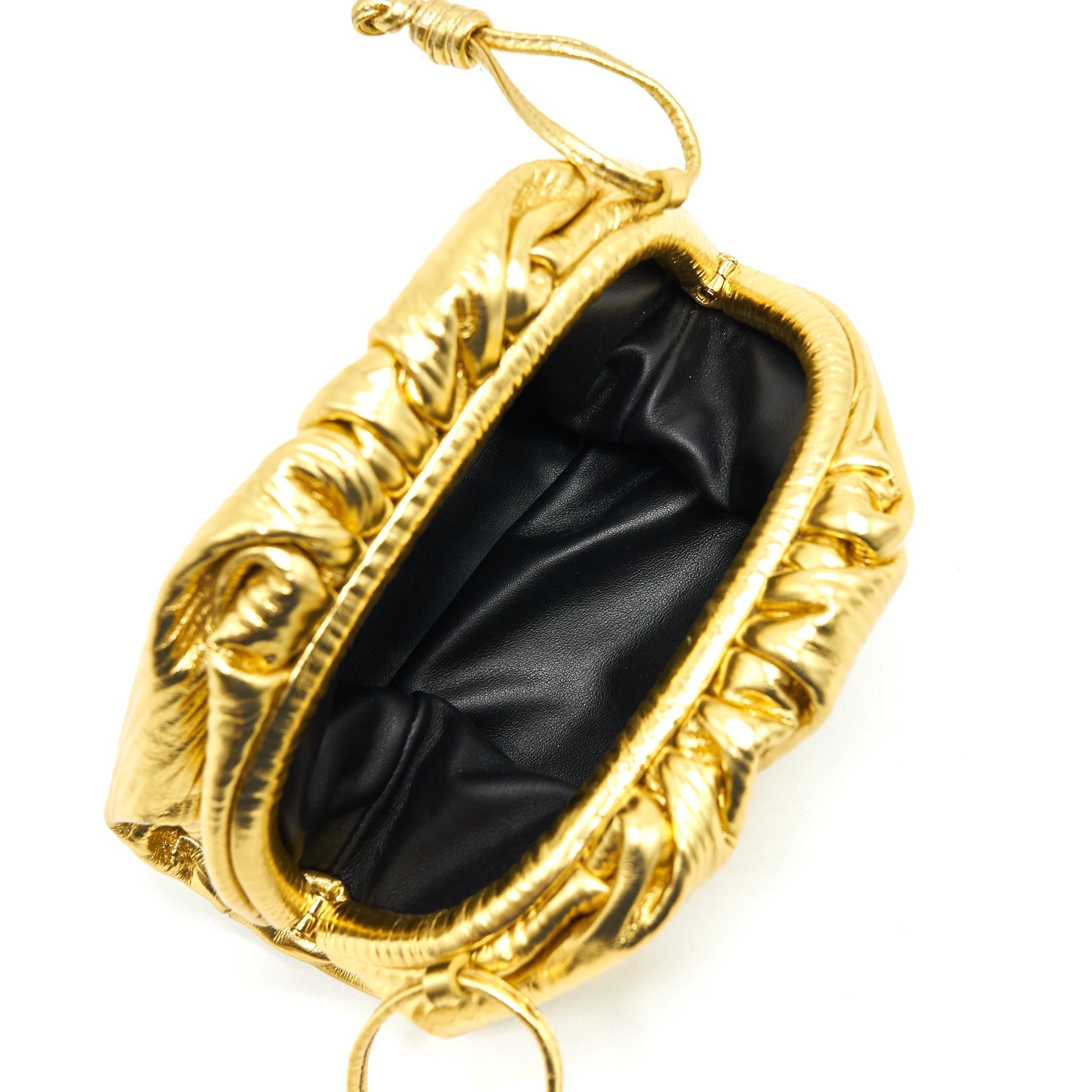 bottega-veneta-the-mini-pouch-color-oro