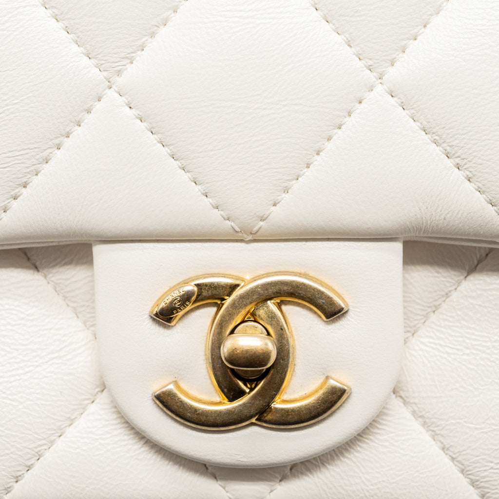 chanel-22s-giant-chain-flap-shoulder-bag-lambskin-white-brushed-ghw-microchip