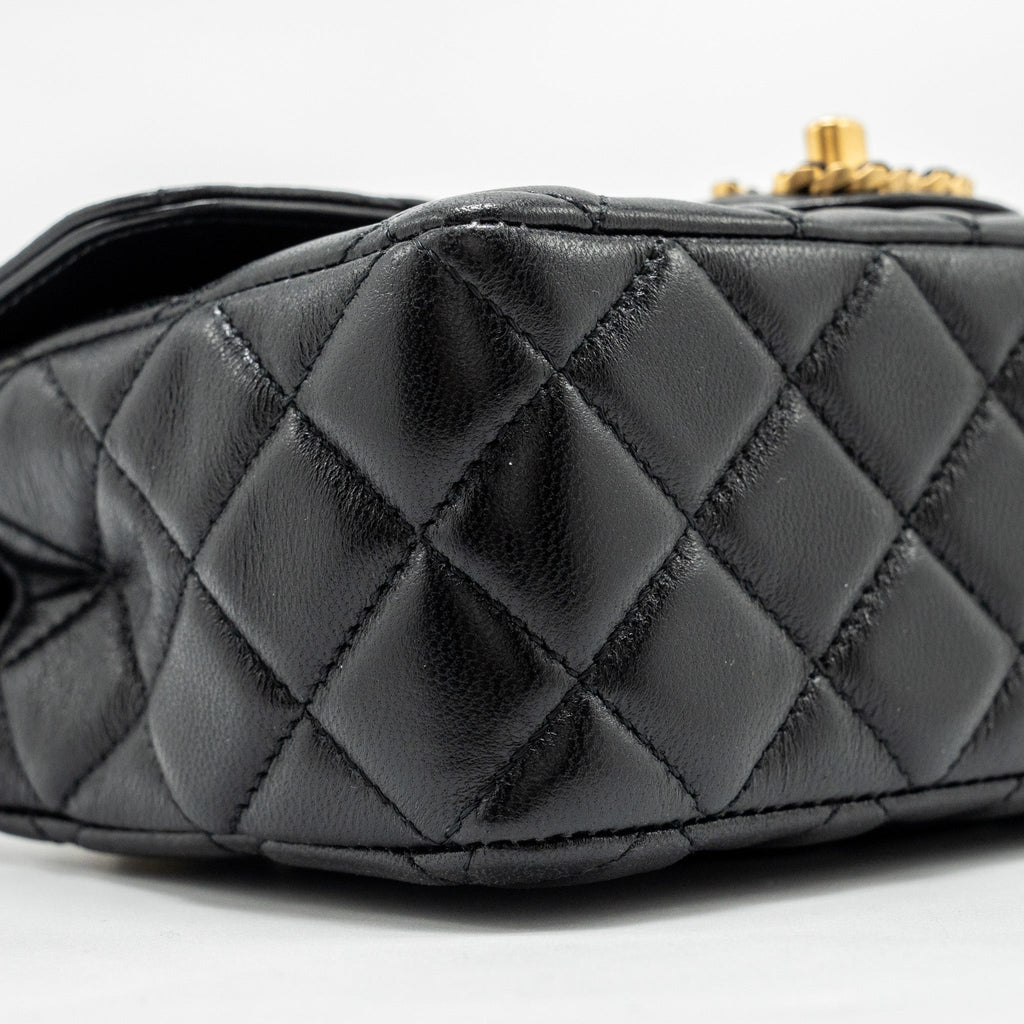 chanel-detailed-top-handle-flap-bag-lambskin-black-ghw-microchip