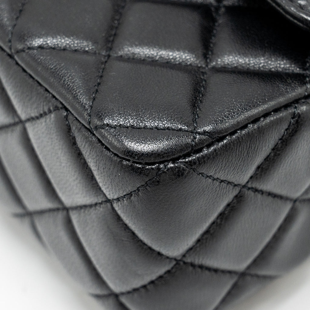 chanel-detailed-top-handle-flap-bag-lambskin-black-ghw-microchip