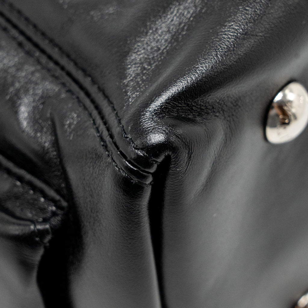louis-vuitton-carryall-cargo-vibe-pm-lambskin-black-shw-copy-1