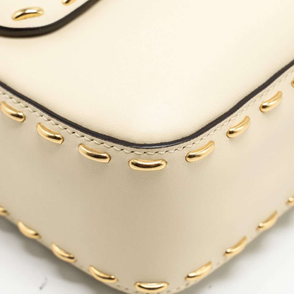 fendi-vitello-king-metal-stitch-baguette-lambskin-white-ghw