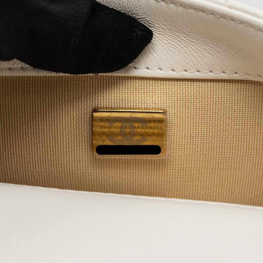 chanel-22s-giant-chain-flap-shoulder-bag-lambskin-white-brushed-ghw-microchip
