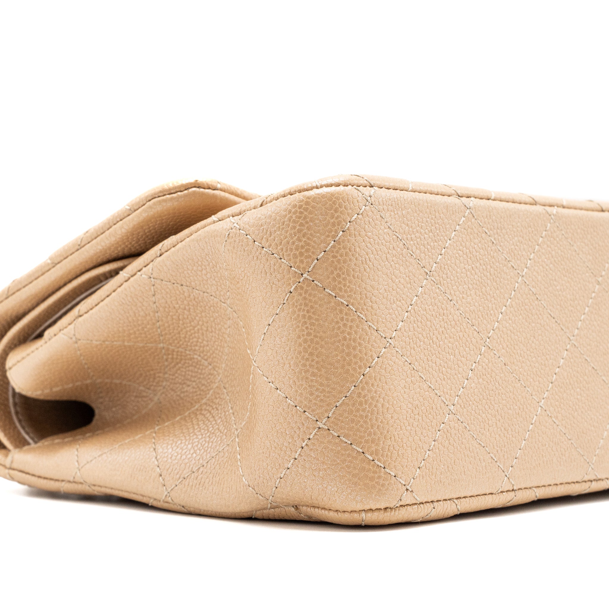 chanel-classic-jumbo-double-flap-bag-caviar-iridescent-light-pink-brushed-shw