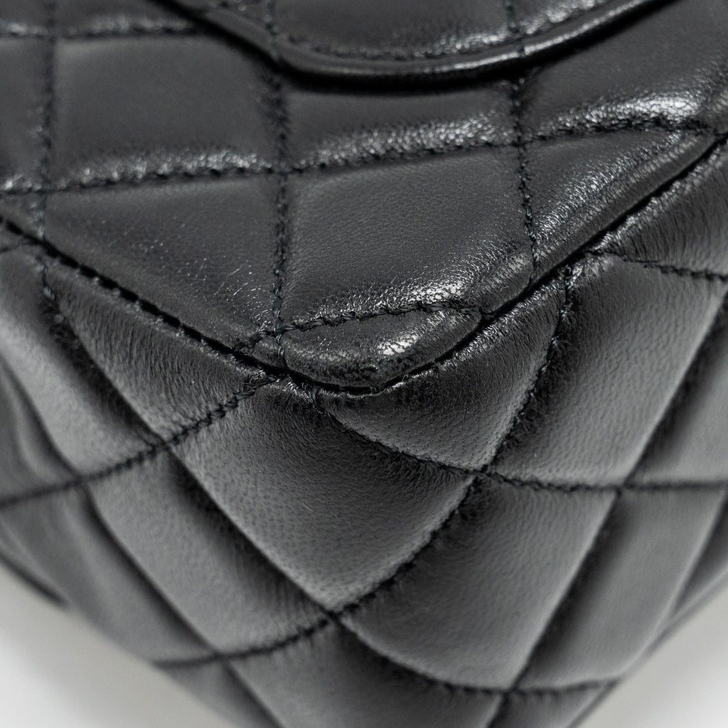 chanel-detailed-top-handle-flap-bag-lambskin-black-ghw-microchip