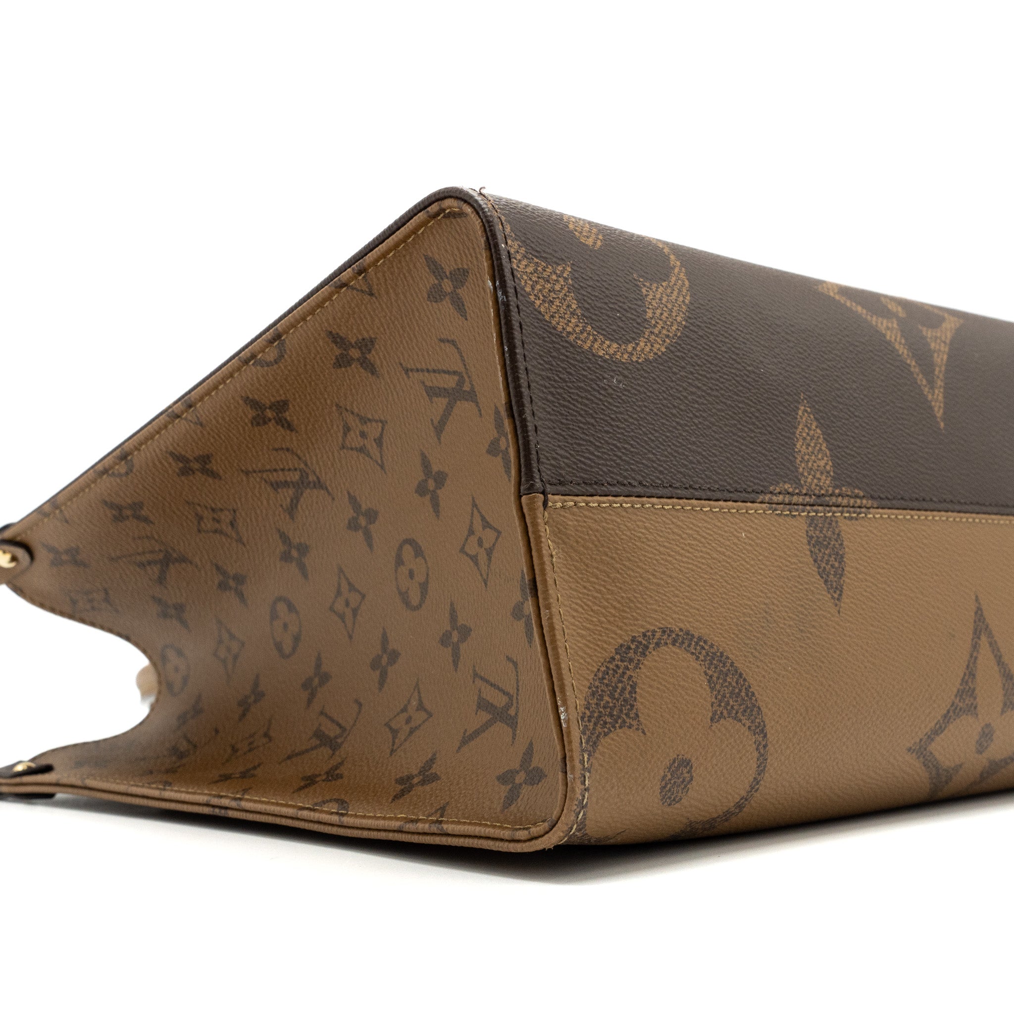 louis-vuitton-onthego-mm-monogram-canvas-ghw-copy-1