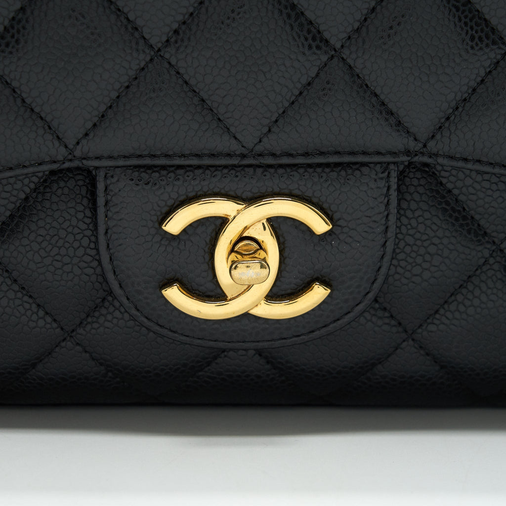 chanel-caviar-maxi-in-black-ghw