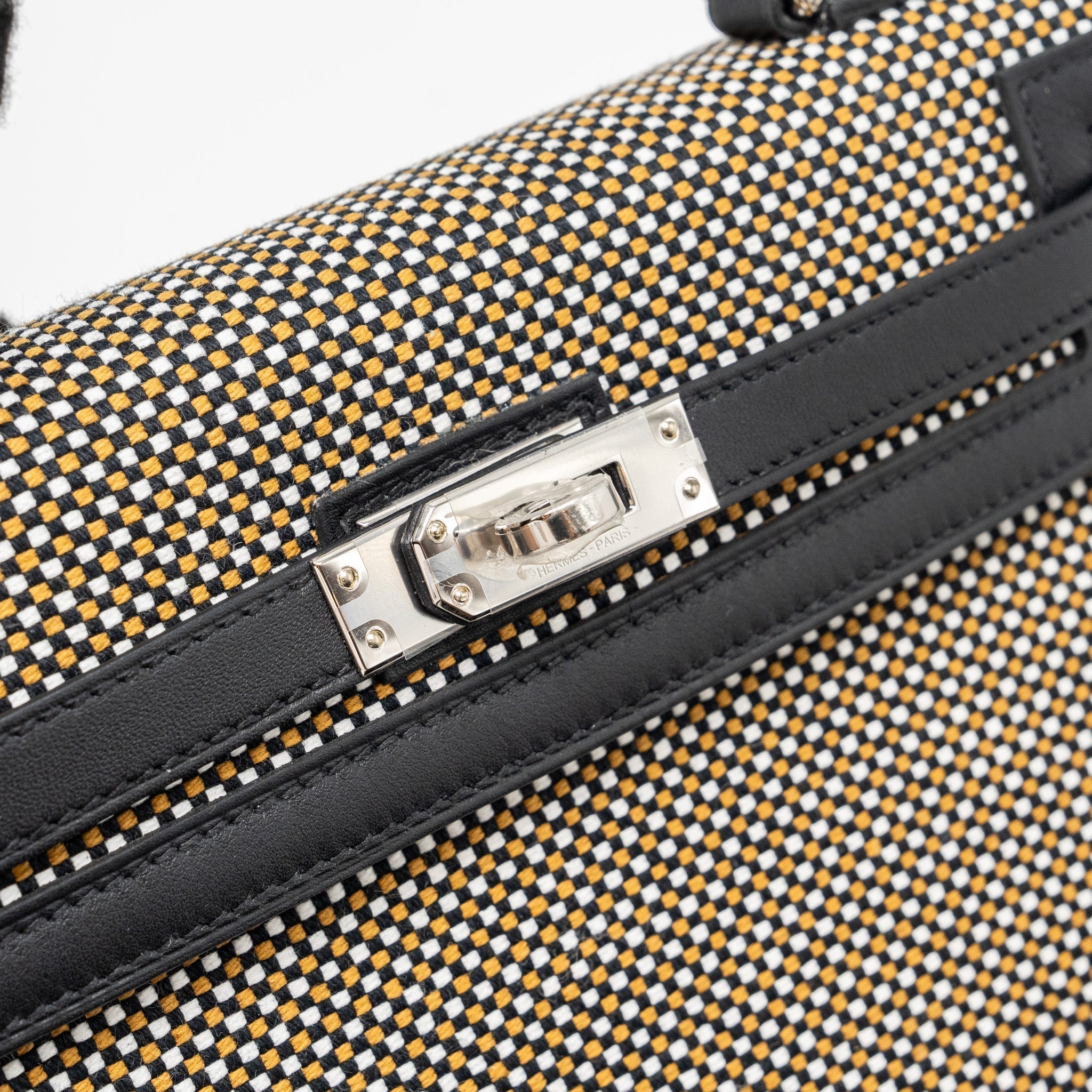 hermes-kelly-25-sellier-toile-quadrille-swift-black-blanc-desert-black-shw-stamp-u-copy-1