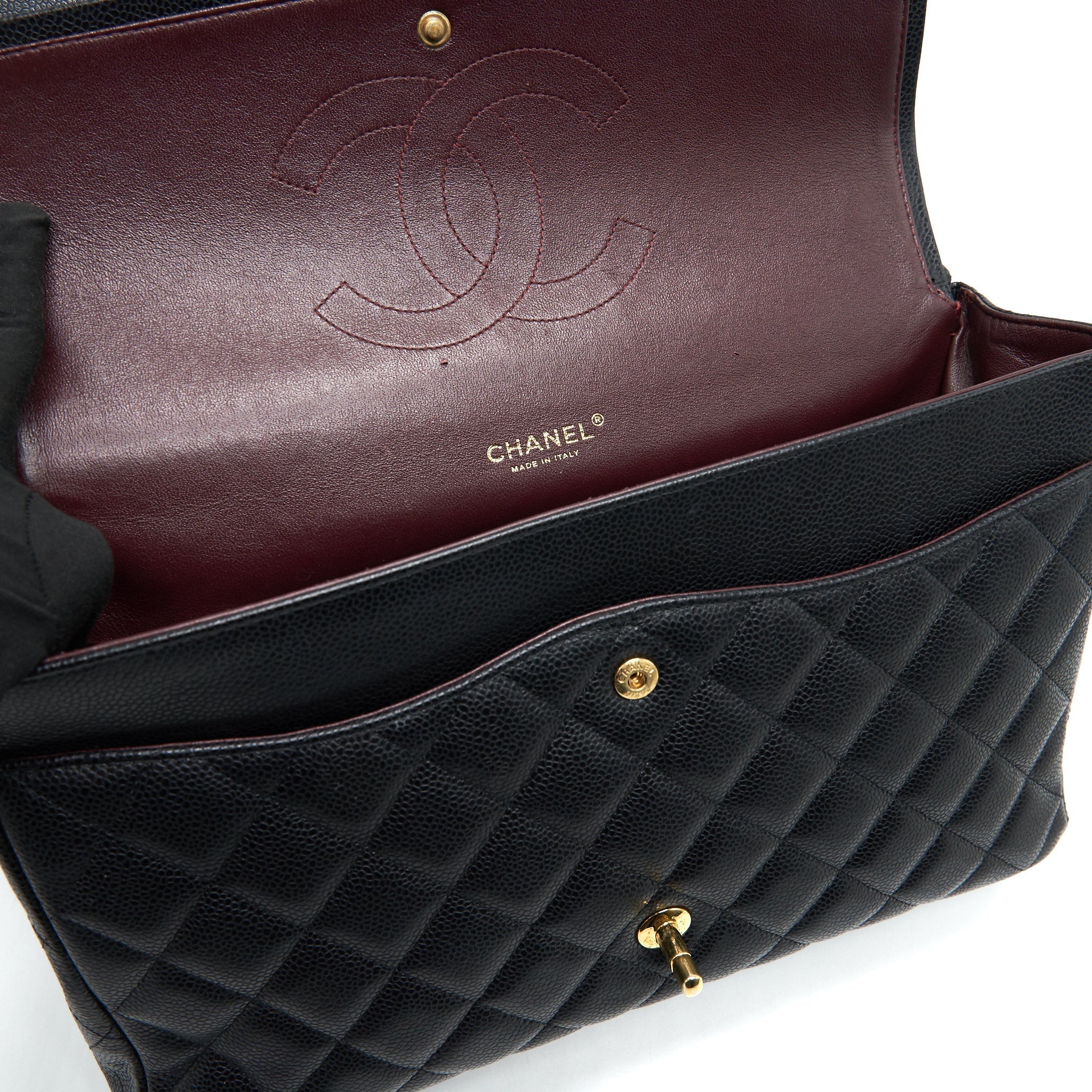 chanel-caviar-maxi-in-black-ghw