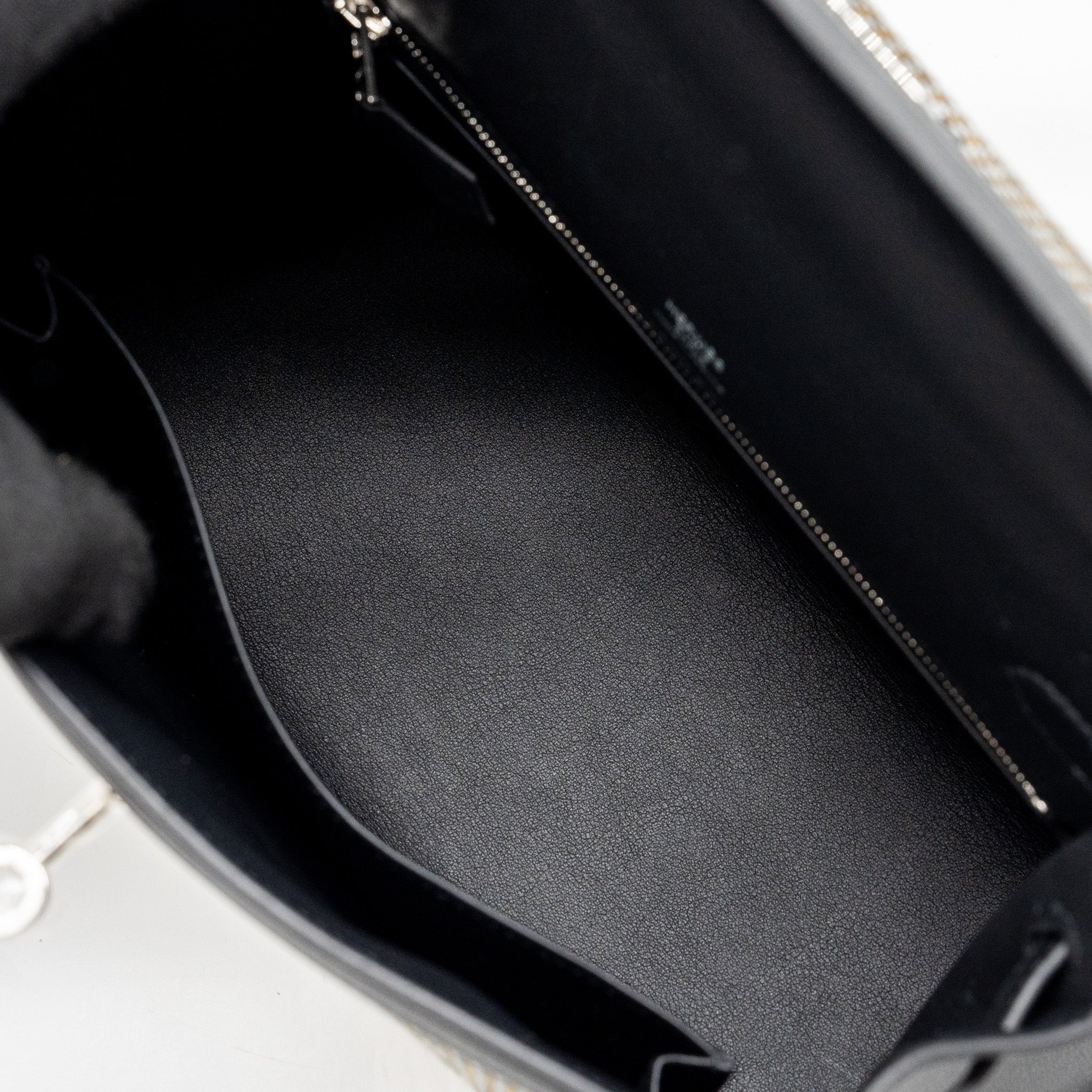 hermes-kelly-25-sellier-toile-quadrille-swift-black-blanc-desert-black-shw-stamp-u-copy-1