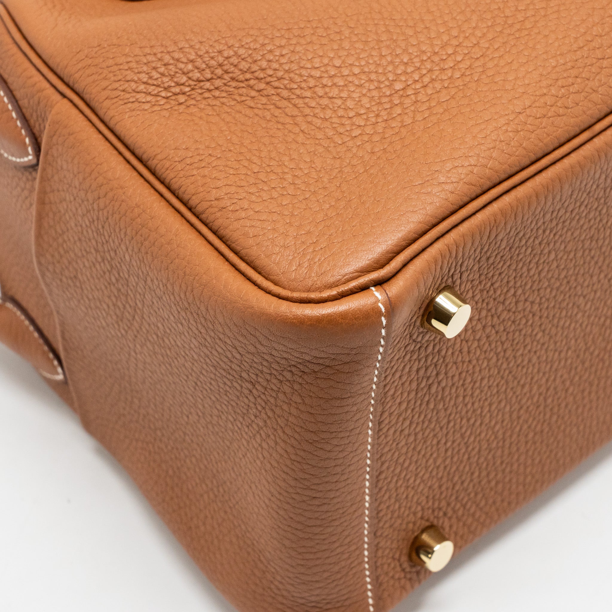 hermes-lindy-26-clemence-gold-ghw-stamp-d