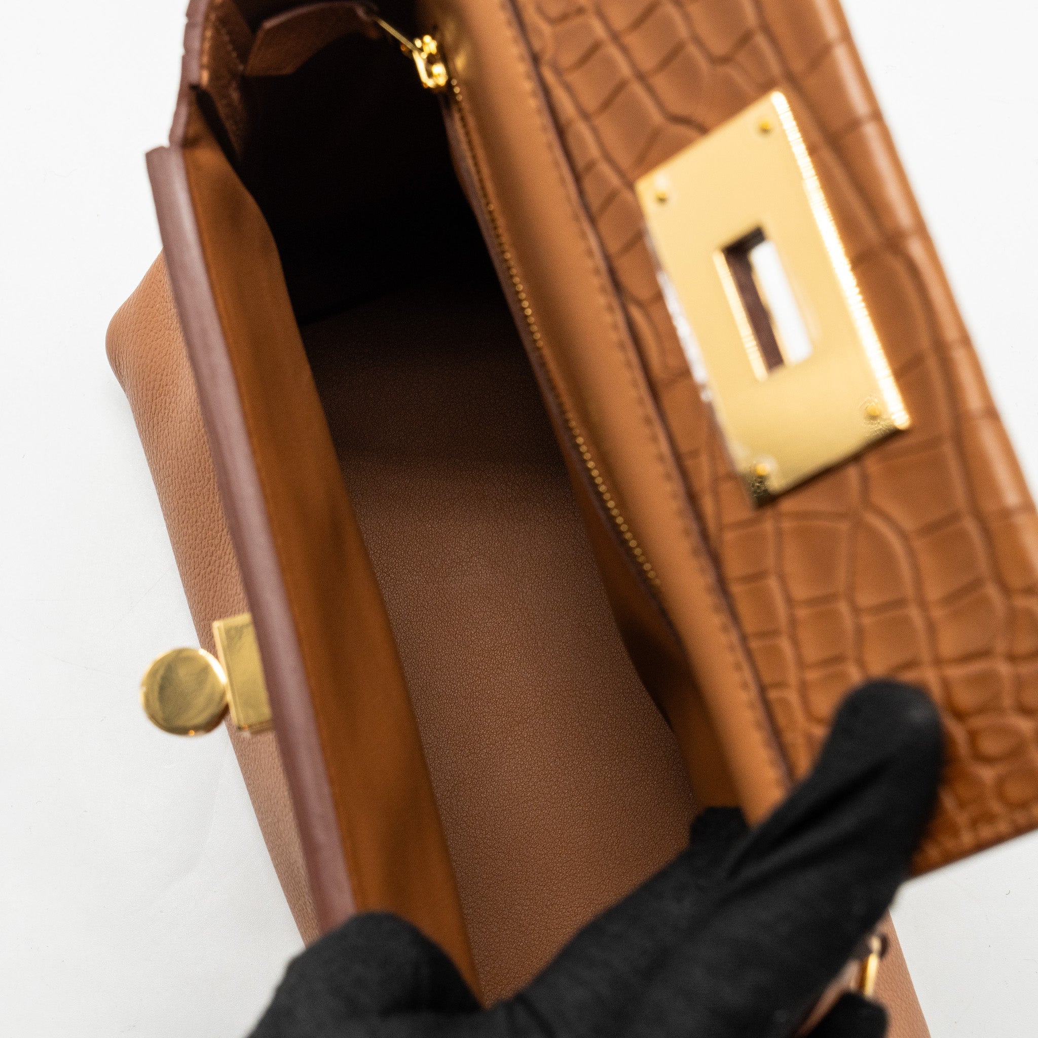 hermes-24-24-2424-21-touch-evercolor-alligator-swift-gold-ghw-stamp-w