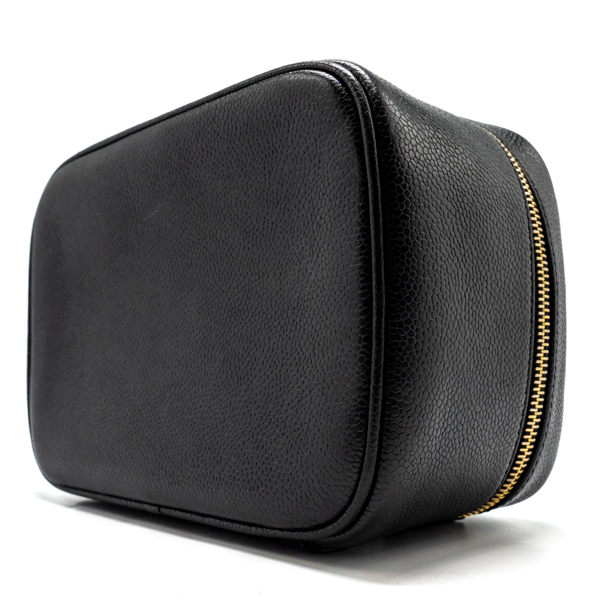 chanel-vintage-vanity-case-caviar-black-ghw-copy