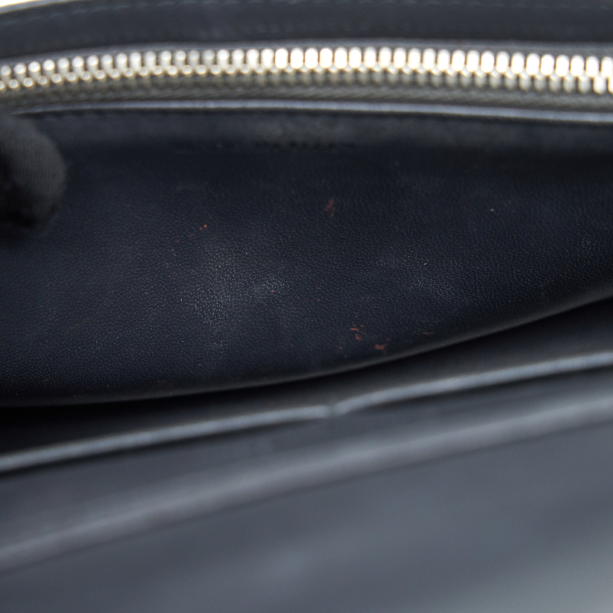dior-diorama-wallet-on-chain-metallic-silver-shw