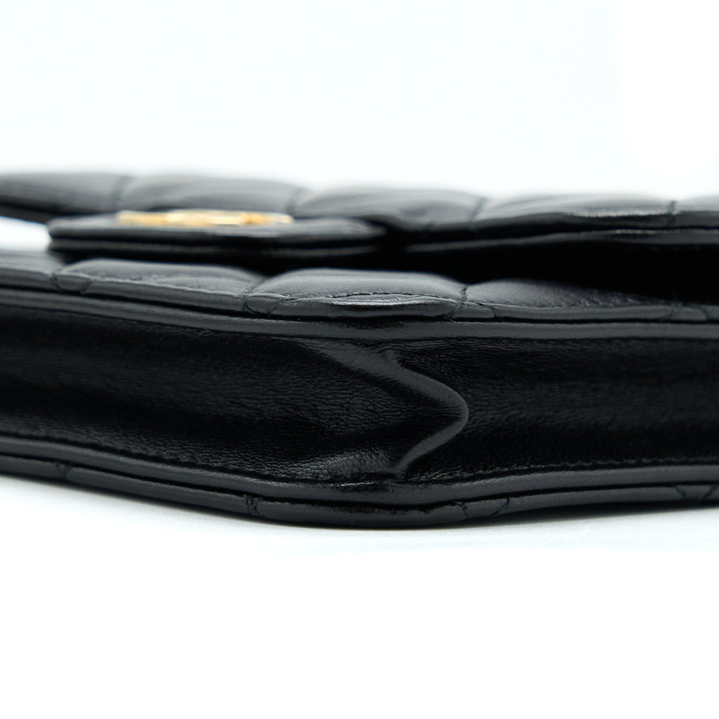 chanel-top-handle-mini-flap-card-holder-lambskin-black-ghw
