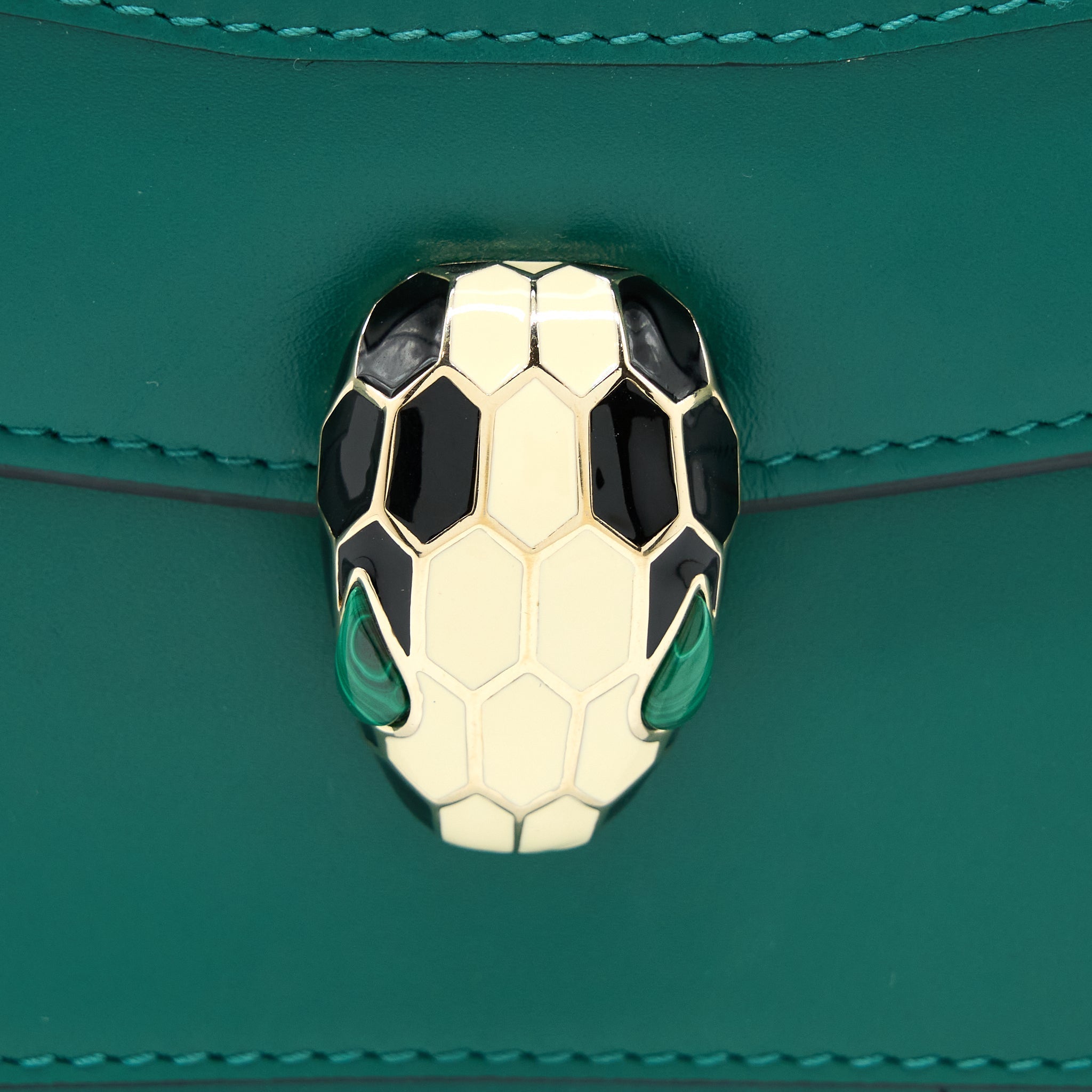bvlgari-serpenti-forever-shoulder-bag-green