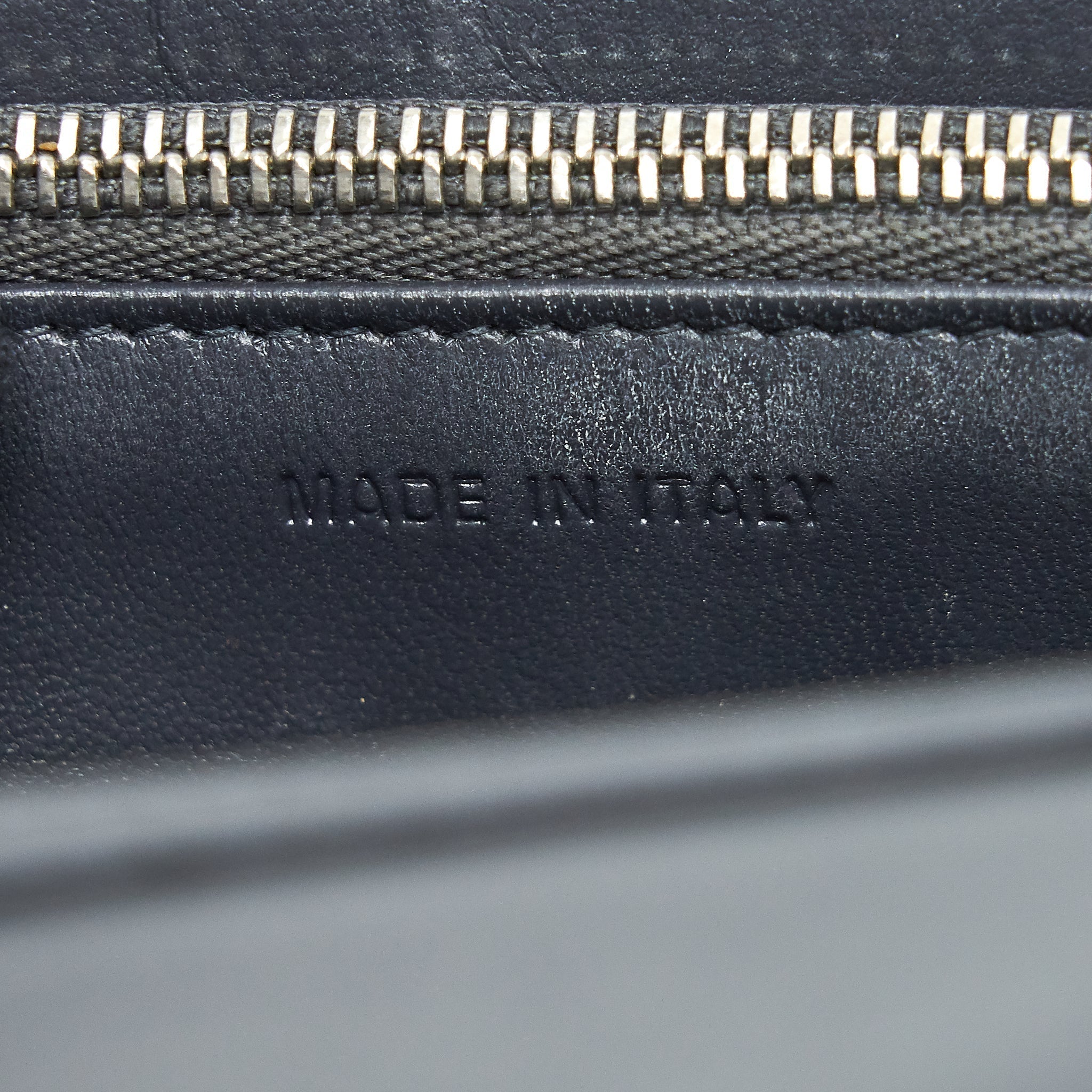 dior-diorama-wallet-on-chain-metallic-silver-shw