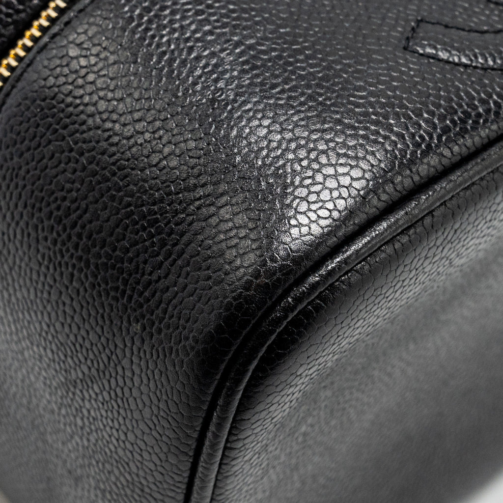 chanel-vintage-vanity-case-caviar-black-ghw-copy