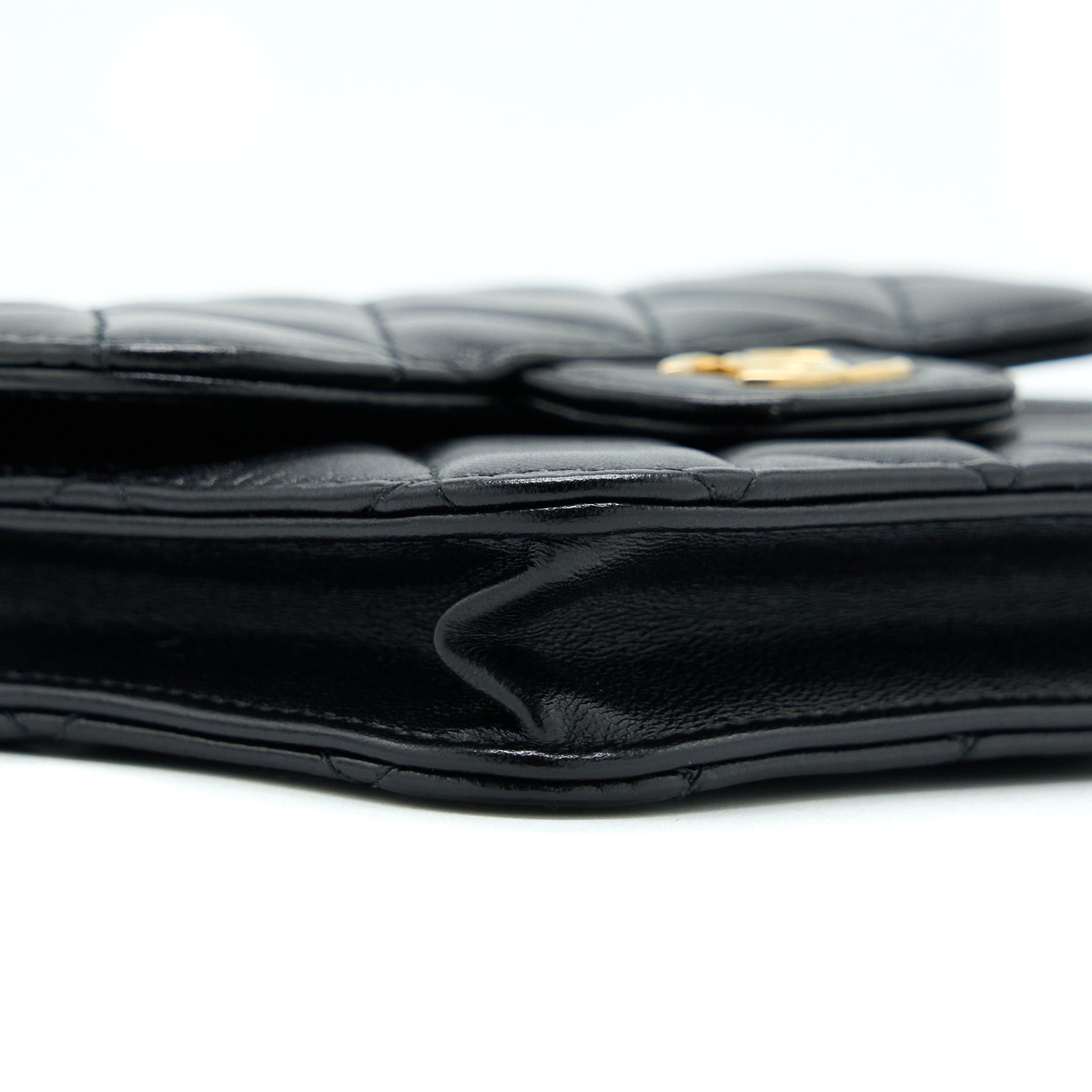 chanel-top-handle-mini-flap-card-holder-lambskin-black-ghw