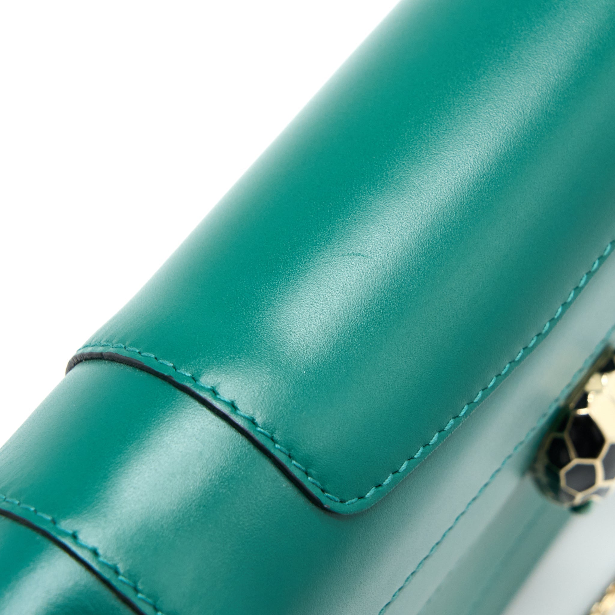 bvlgari-serpenti-forever-shoulder-bag-green