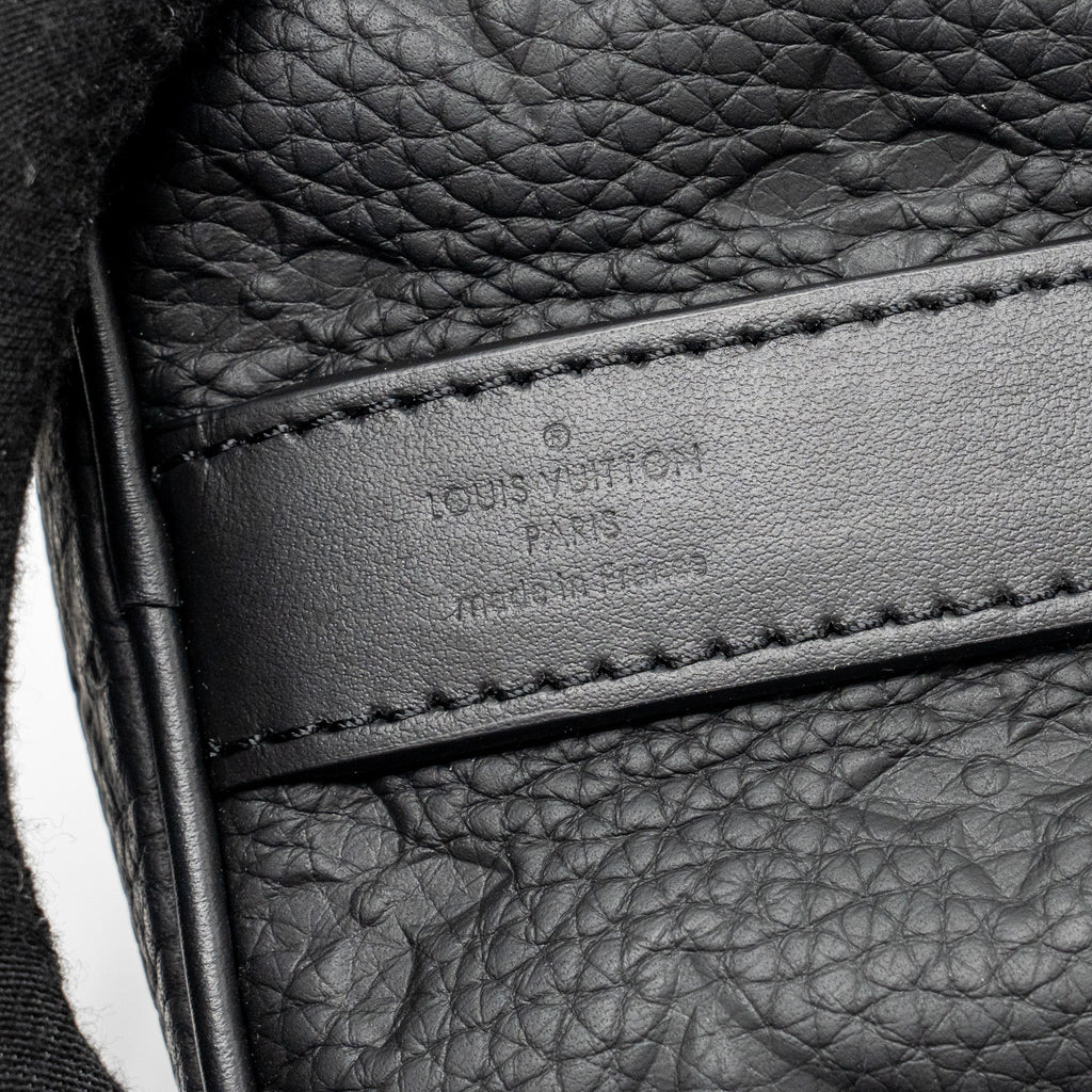 louis-vuitton-keepall-bandouliere-25-monogram-taurillon-leather-black-with-black-hardware