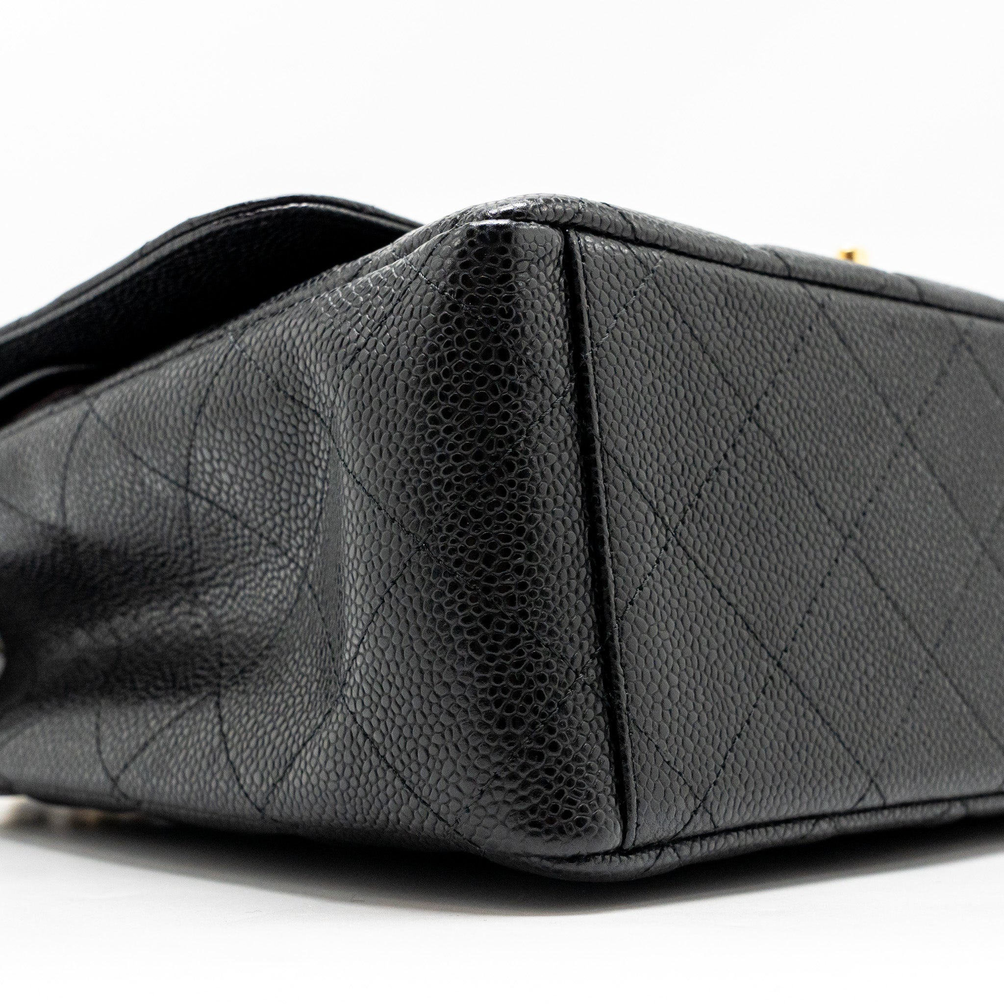 chanel-flap-black