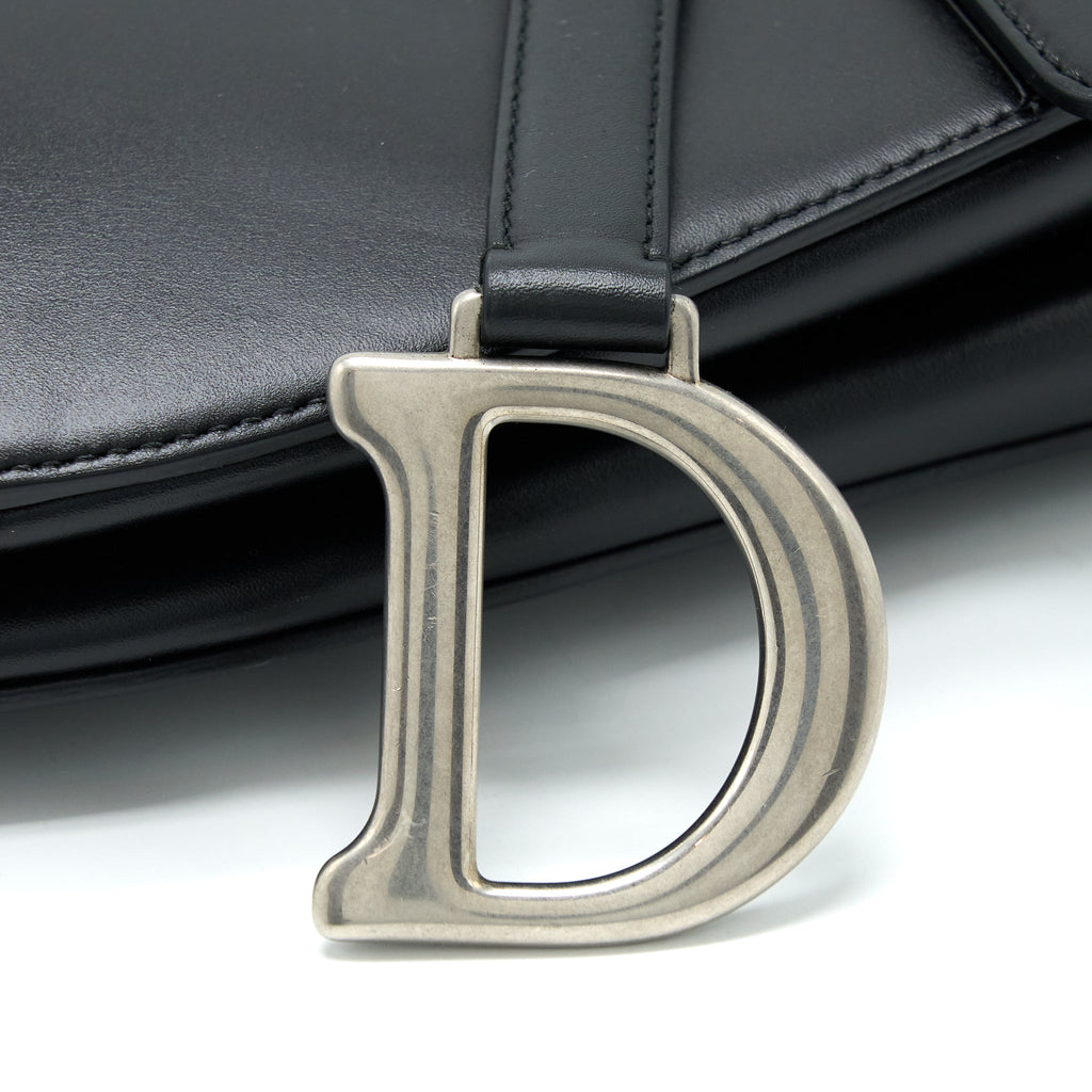 dior-medium-saddle-bag-calfskin-black-shw