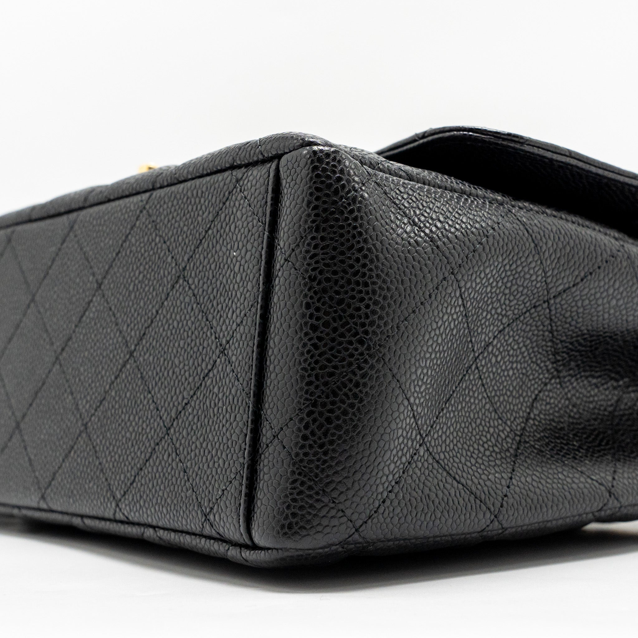 chanel-flap-black