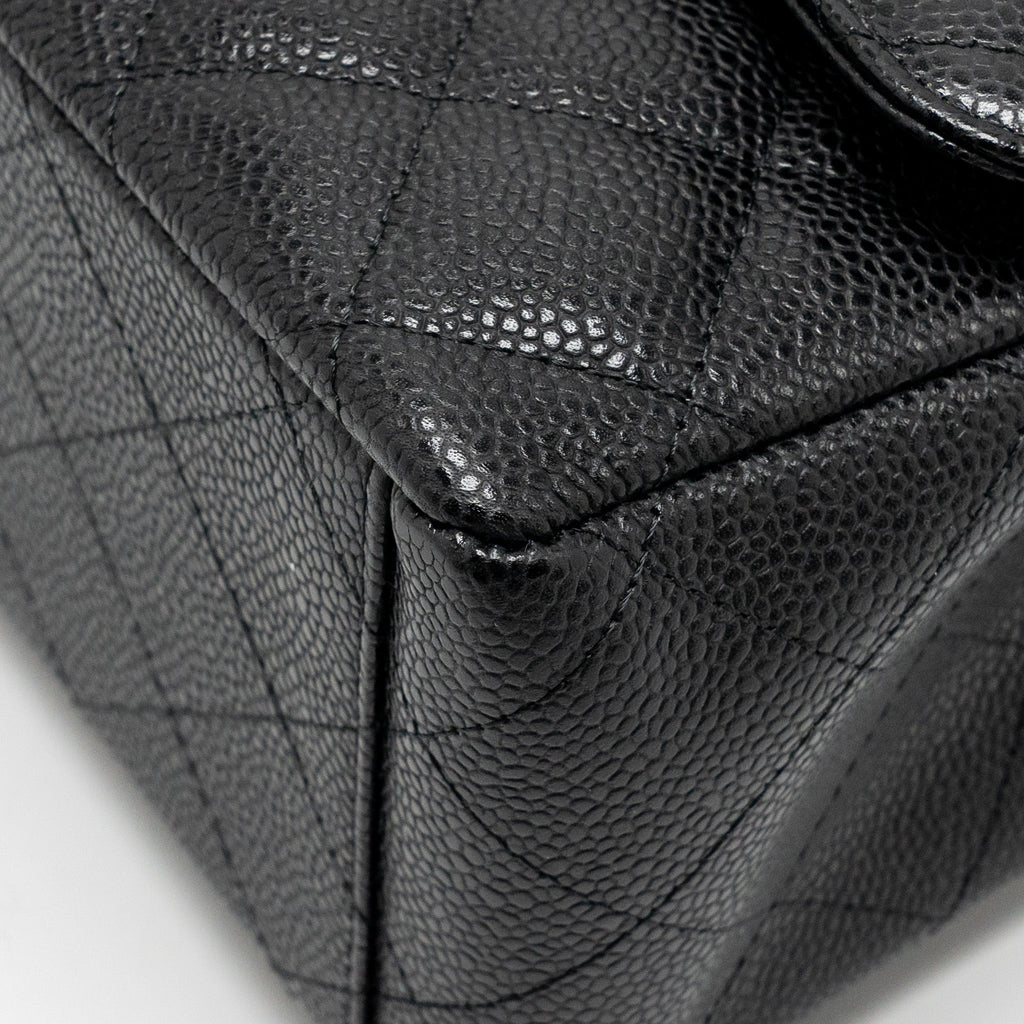 chanel-flap-black